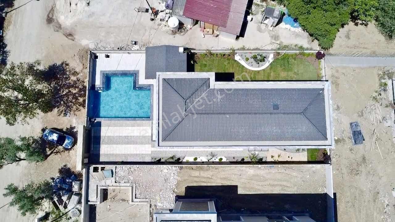 Kuşadası Değirmendere De Geniş Oturuma Sahip Lüks Satılık Villa - Görsel 10
