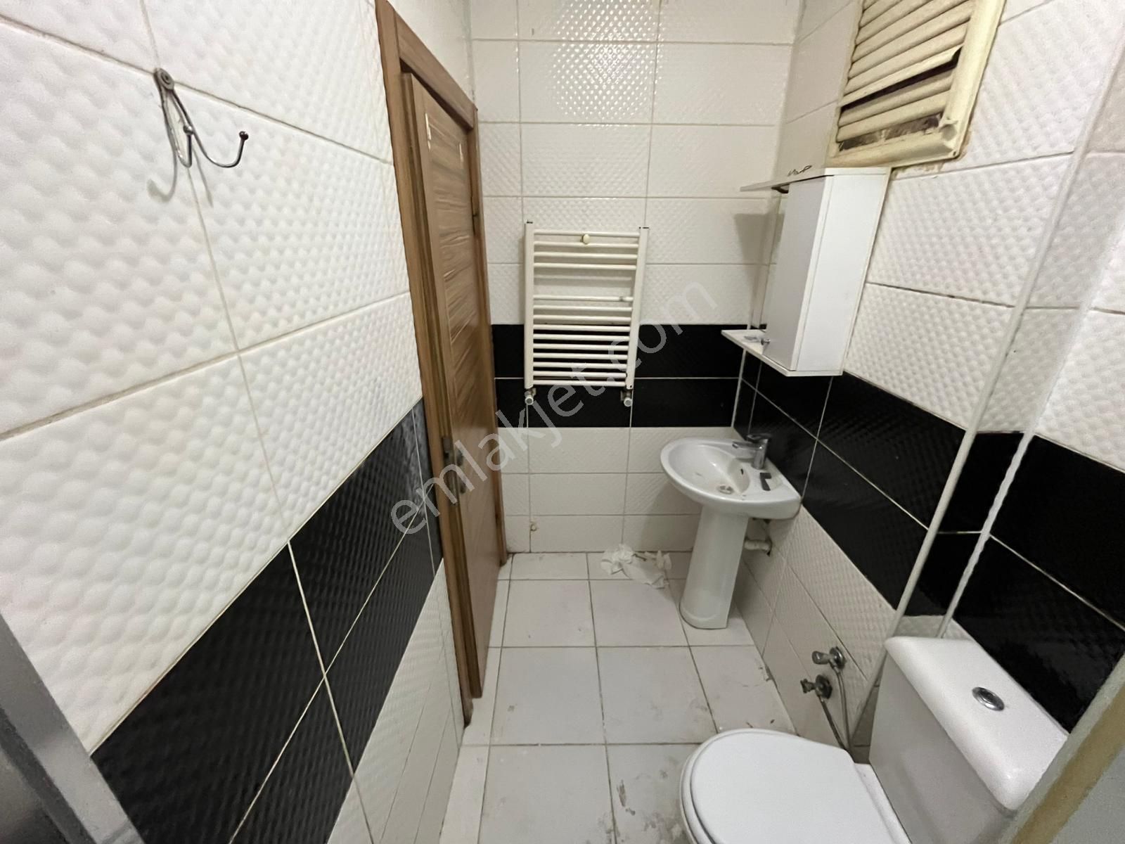 Litros'tan Menderes Mahallesi 2+1 Kiralık 70m² Bahçe Kat Kiralık Daire - Görsel 14