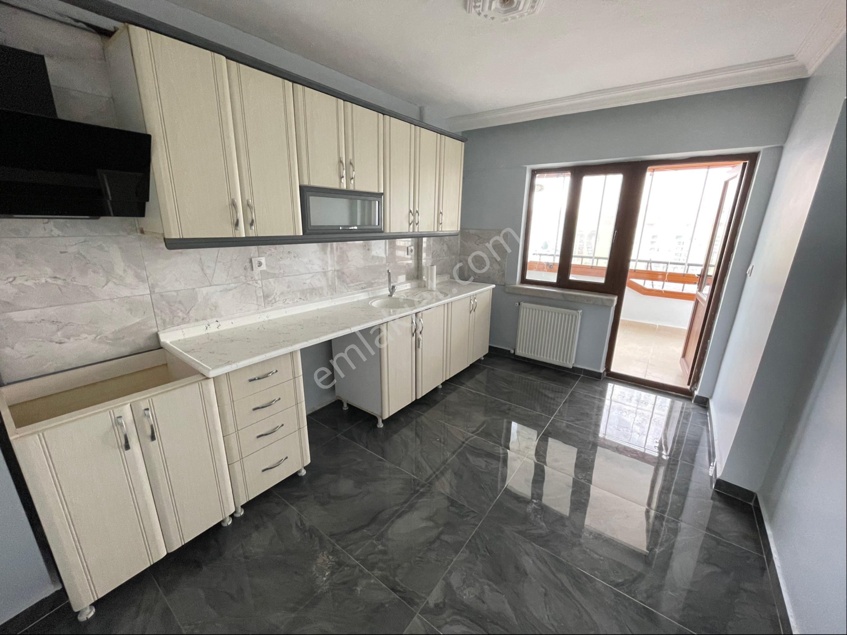 Botanik Metroya Yürüme Mesafesinde Full Yapılı Satılık 3+1 Daire