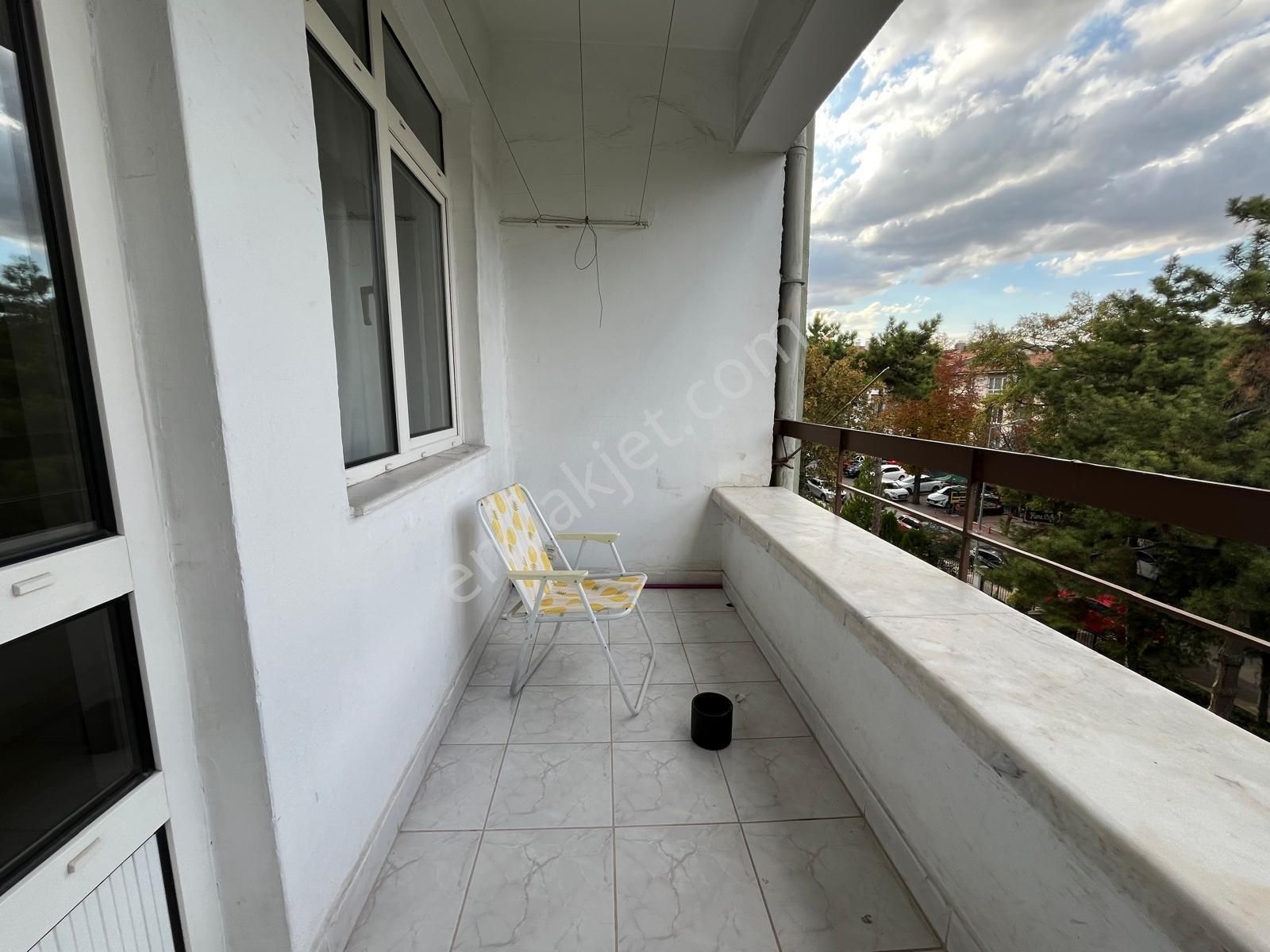 Sbell'den Bahçelievler'de Gazi Hast. Yakını,3.kat,ön Cephede,2+1 - Görsel 8