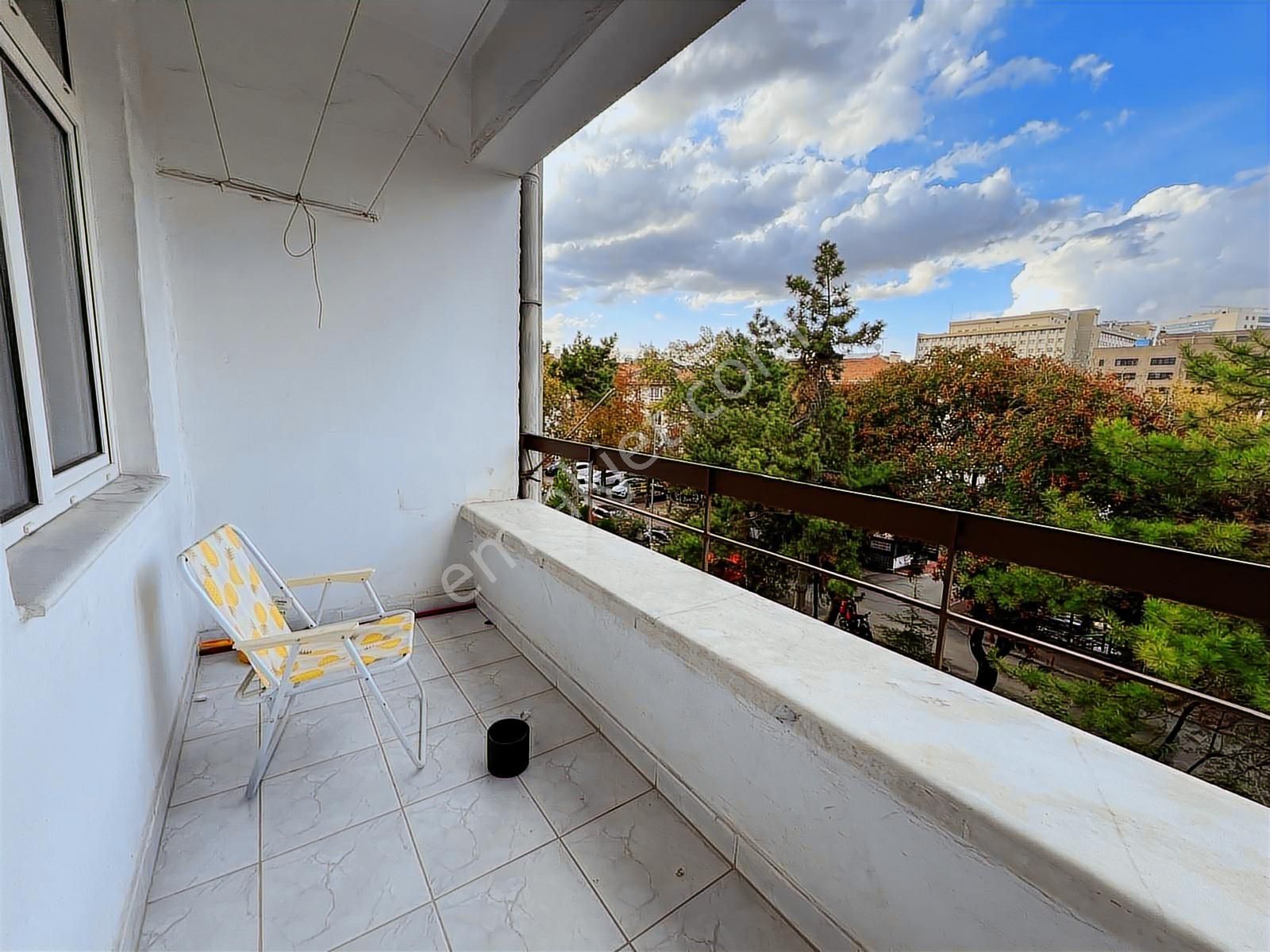 Sbell'den Bahçelievler'de Gazi Hast. Yakını,3.kat,ön Cephede,2+1 - Görsel 15