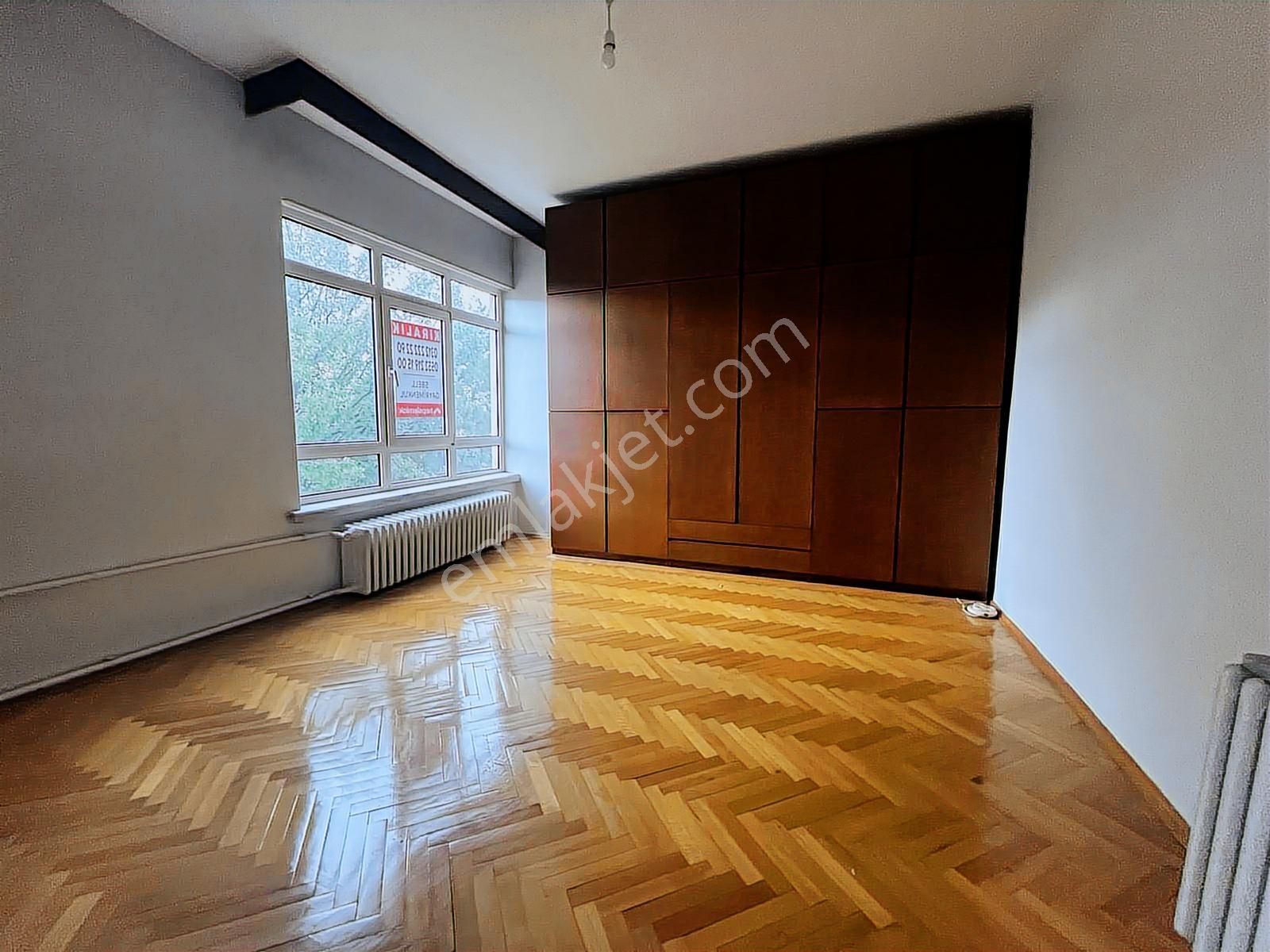 Sbell'den Bahçelievler'de Gazi Hast. Yakını,3.kat,ön Cephede,2+1 - Görsel 2