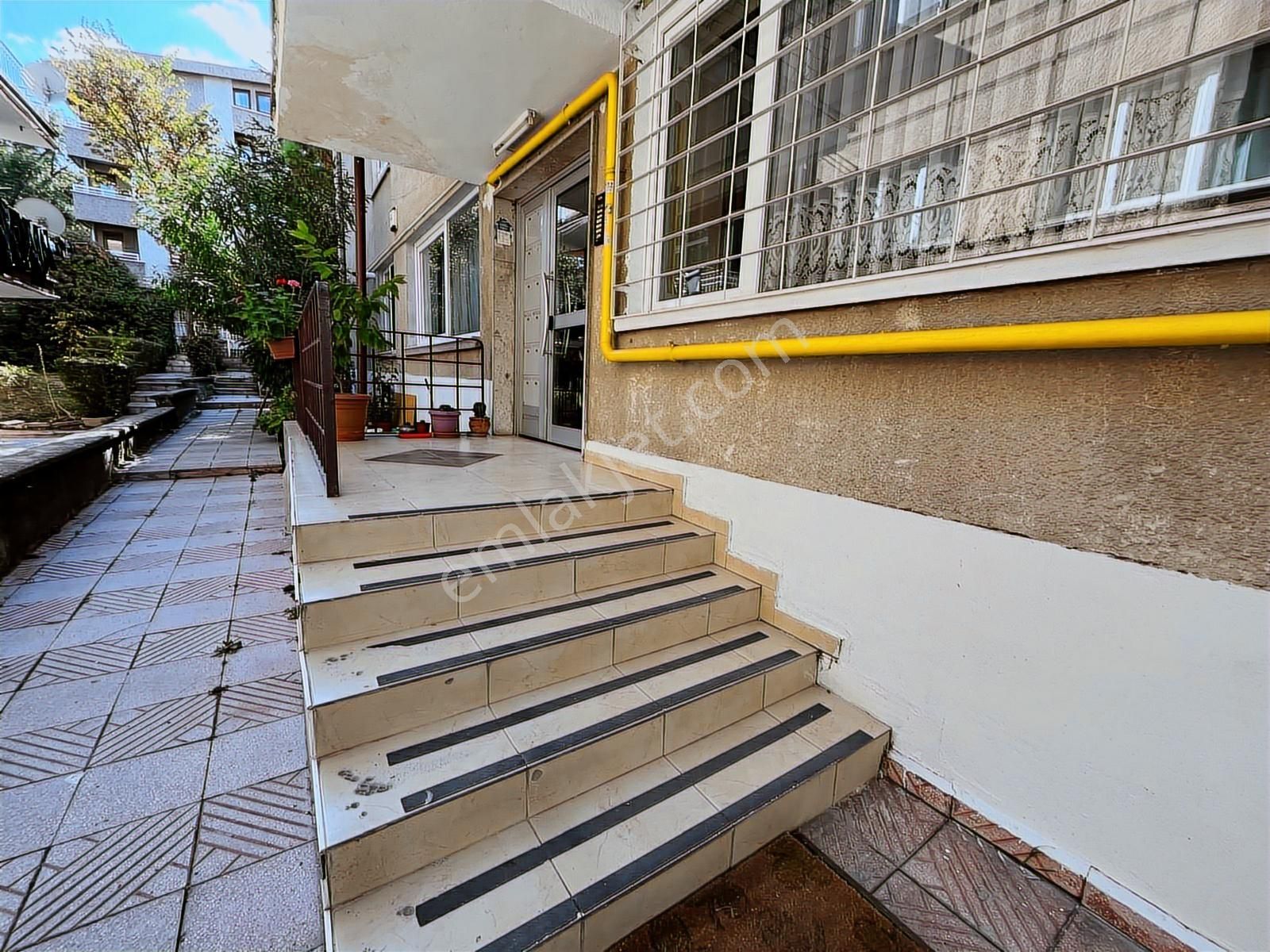 Sbell'den Bahçelievler'de Gazi Hast. Yakını,3.kat,ön Cephede,2+1 - Görsel 11