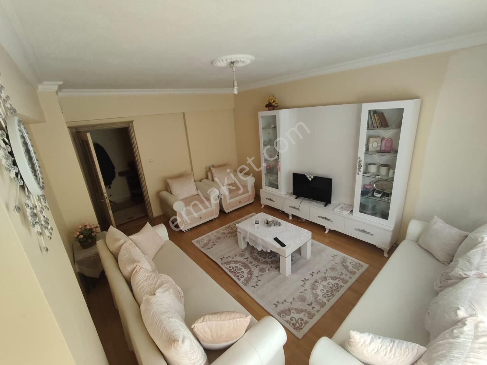 Yılmaz Gayrımenkulden Asansorlu Cadde Üzeri Kacırılmayacak 3+1 Fırsat Dairesi - Görsel 25