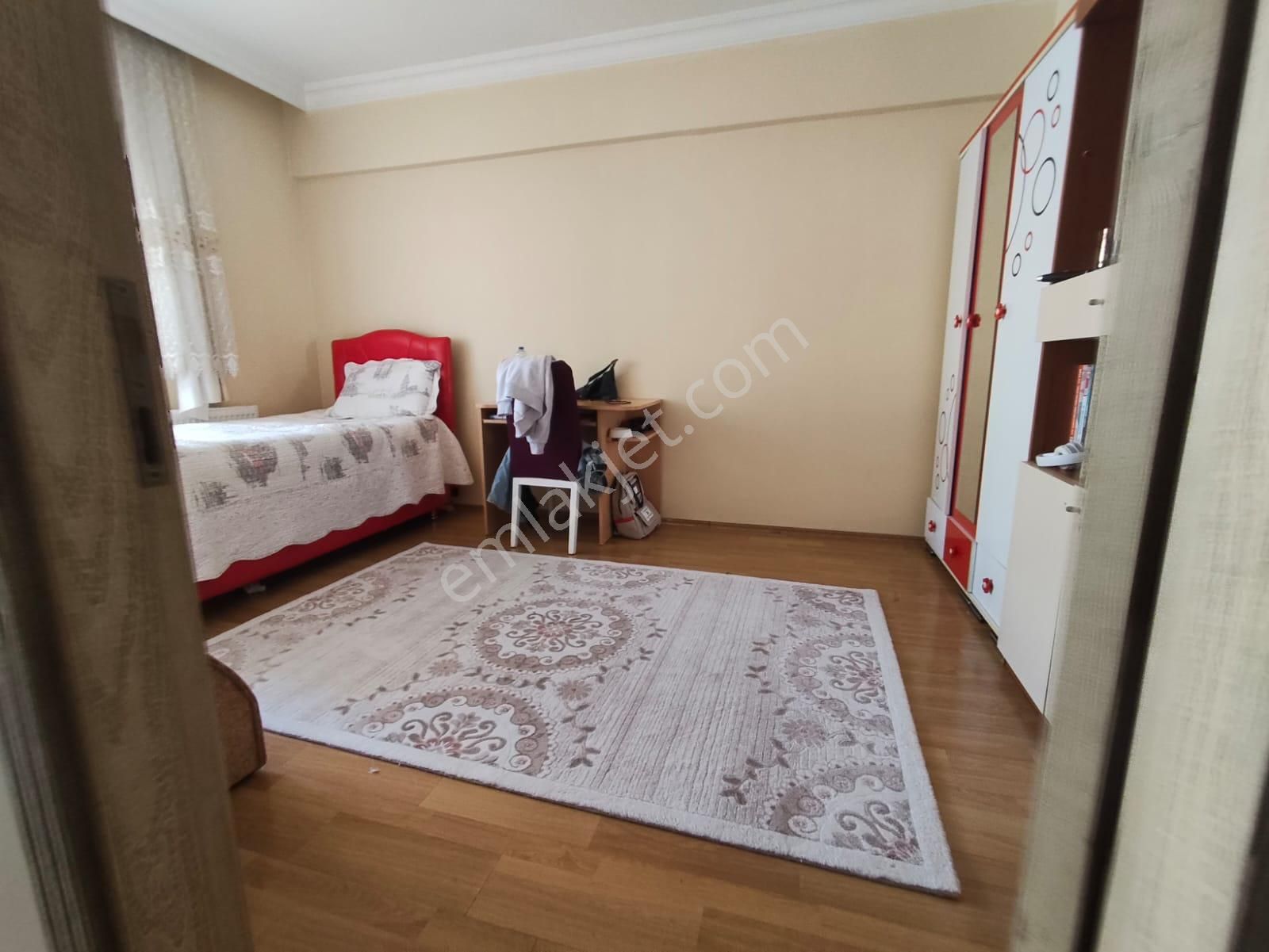 Yılmaz Gayrımenkulden Asansorlu Cadde Üzeri Kacırılmayacak 3+1 Fırsat Dairesi - Görsel 21