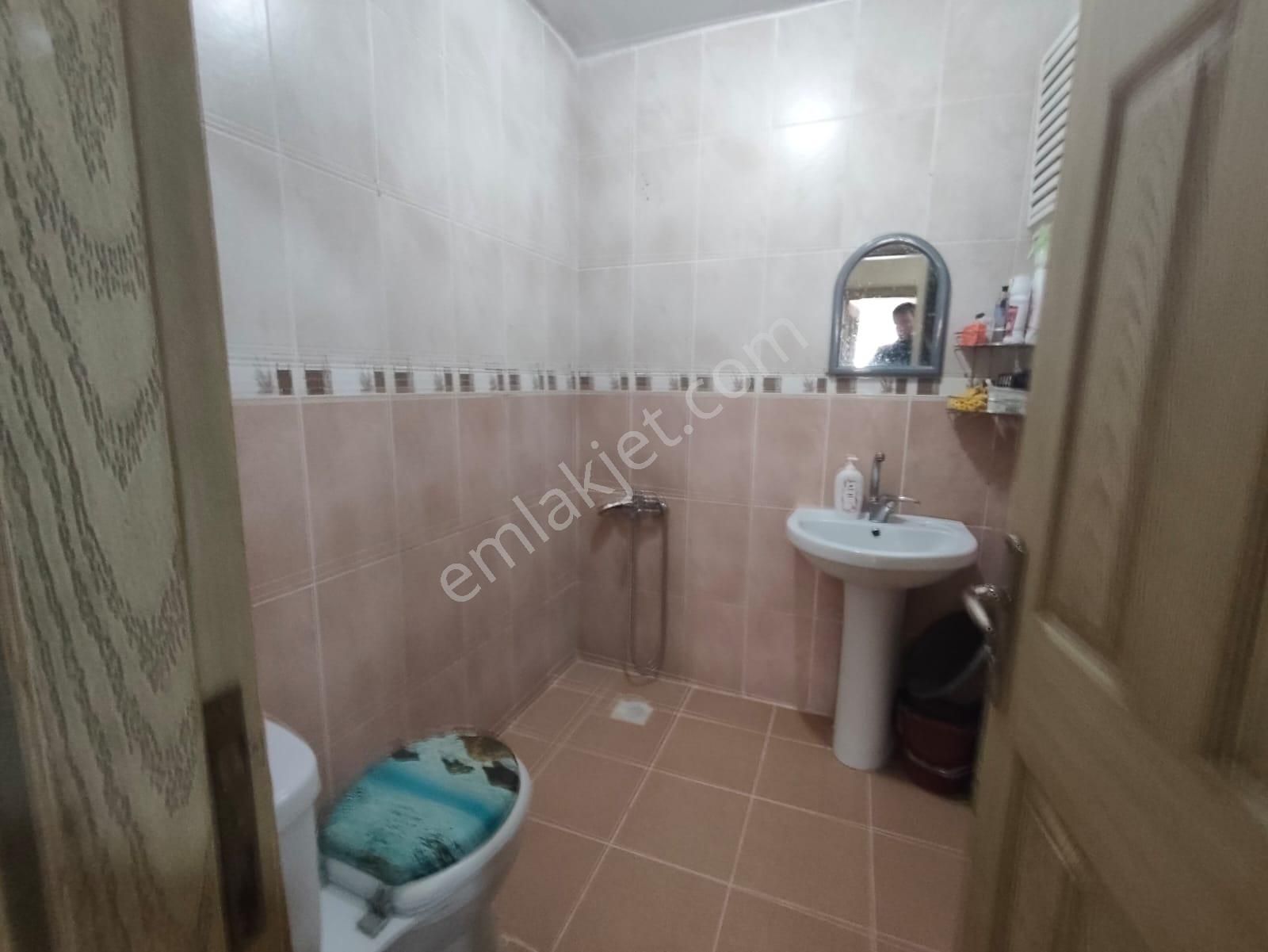 Yılmaz Gayrımenkulden Asansorlu Cadde Üzeri Kacırılmayacak 3+1 Fırsat Dairesi - Görsel 20