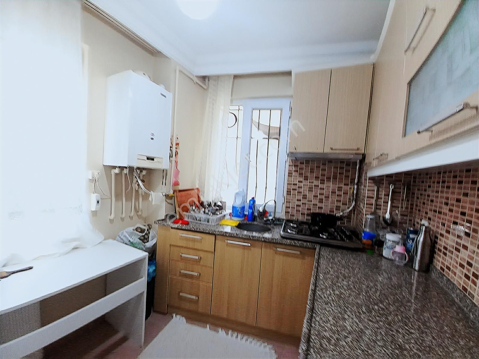 Şeref Emlak Yıldız Tabya Caddeye Yakın 8 Yıllık Satılık Daire - Görsel 2