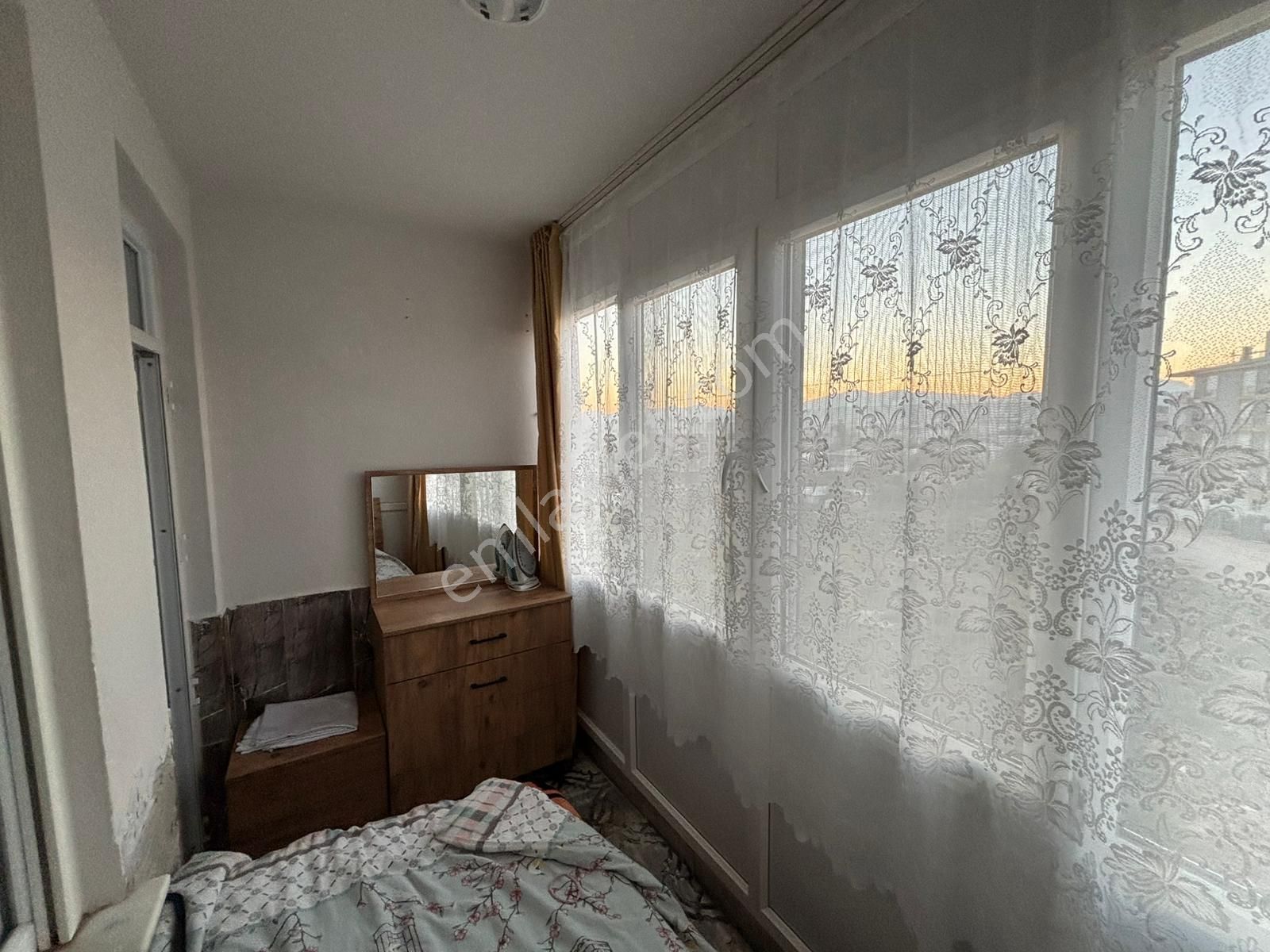 Şehir Manzaralı Masal Park Tamvay Yakını Katta Satılık 2+1 Daire - Görsel 10