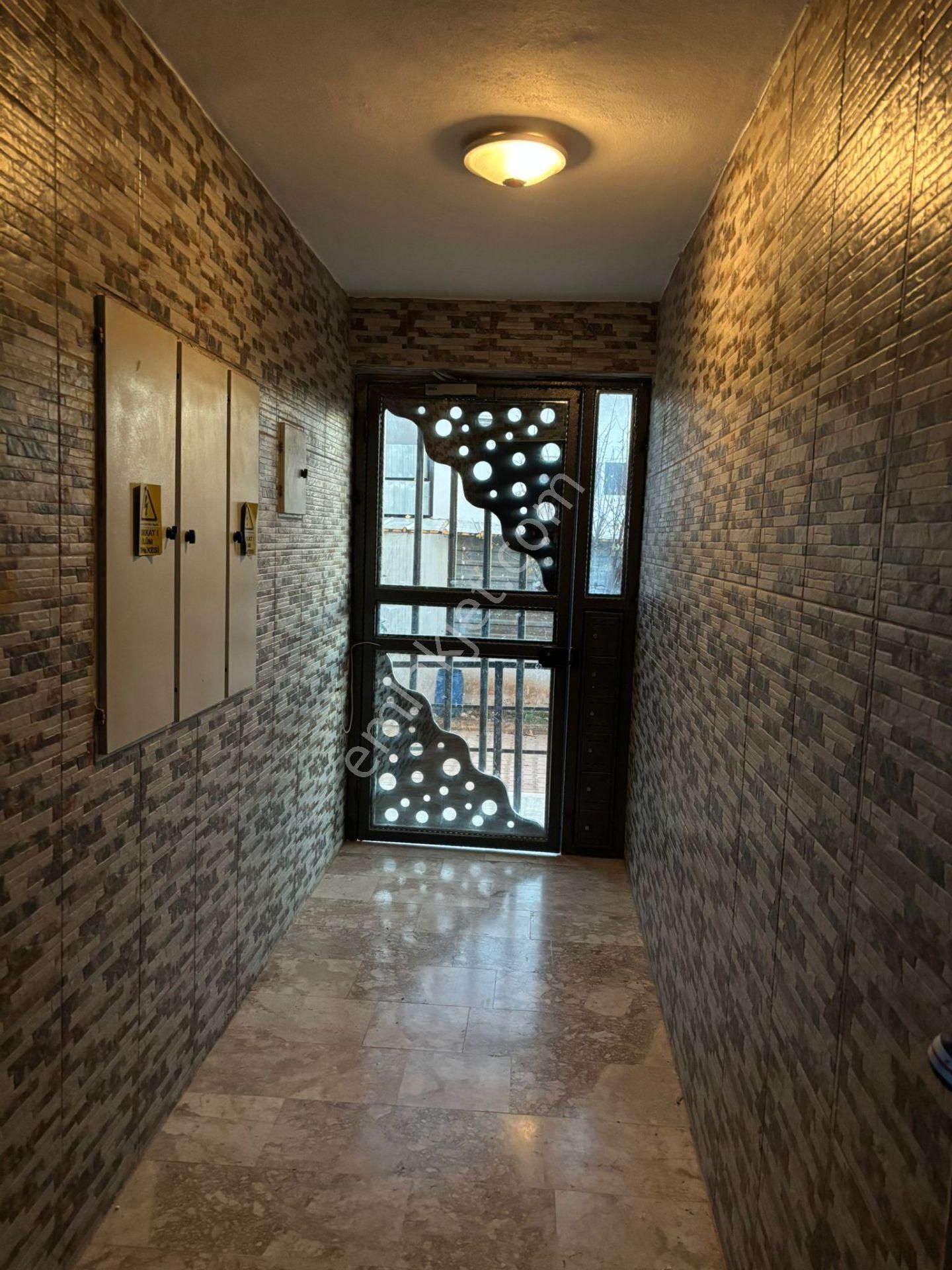 Şehir Manzaralı Masal Park Tamvay Yakını Katta Satılık 2+1 Daire - Görsel 18