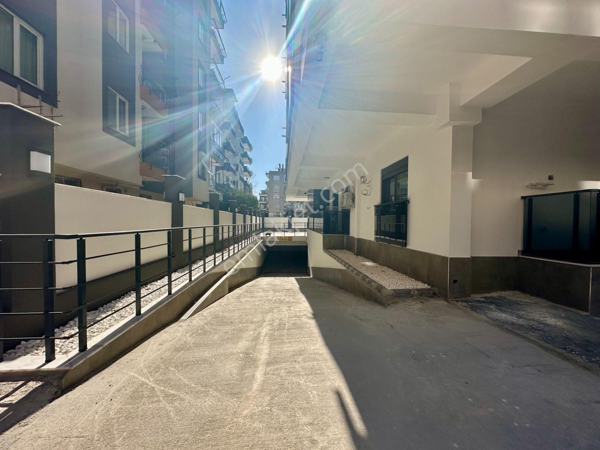 Sinan'da Ayrı Mutfaklı Ultra Lüks 2+1 Kapalı Otoparklı Sıfır Daire - Görsel 12