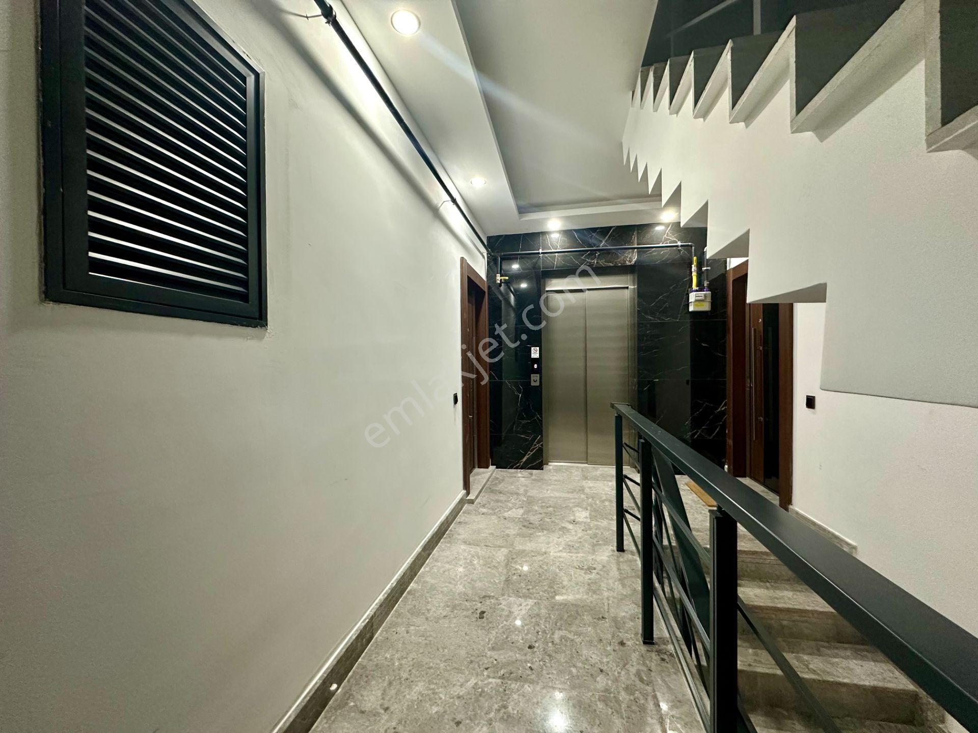 Sinan'da Ayrı Mutfaklı Ultra Lüks 2+1 Kapalı Otoparklı Sıfır Daire - Görsel 26