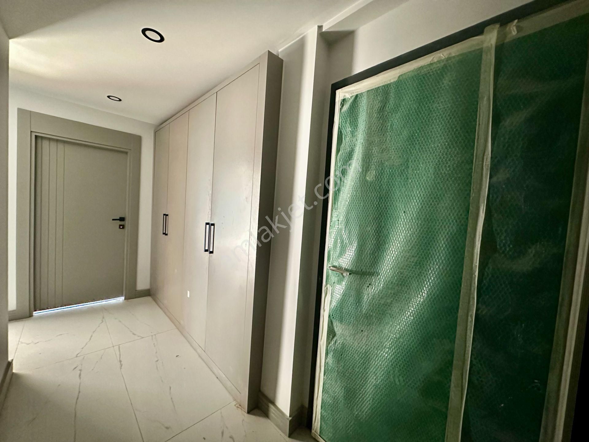 Sinan'da Ayrı Mutfaklı Ultra Lüks 2+1 Kapalı Otoparklı Sıfır Daire - Görsel 30