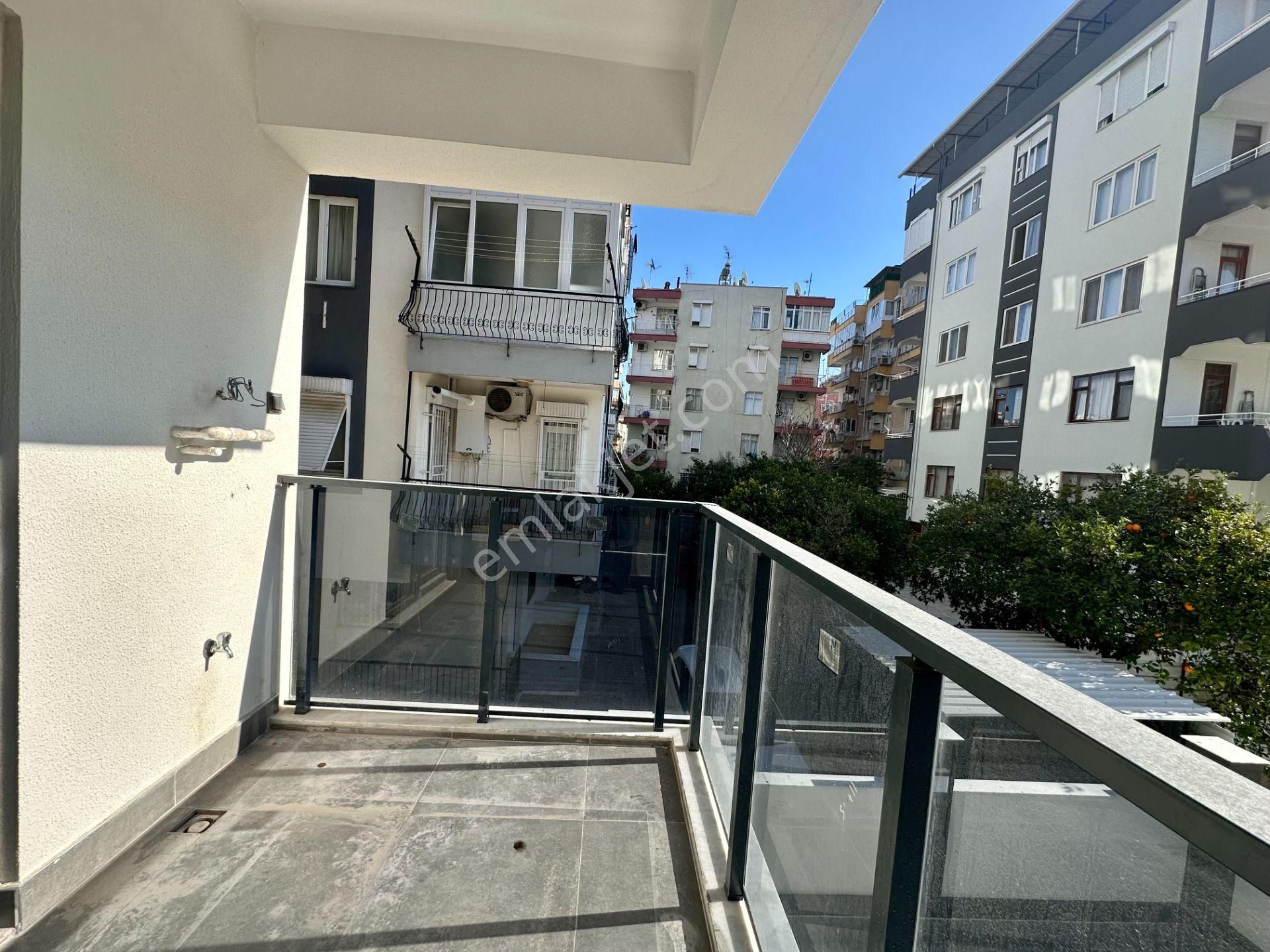 Sinan'da Ayrı Mutfaklı Ultra Lüks 2+1 Kapalı Otoparklı Sıfır Daire - Görsel 6