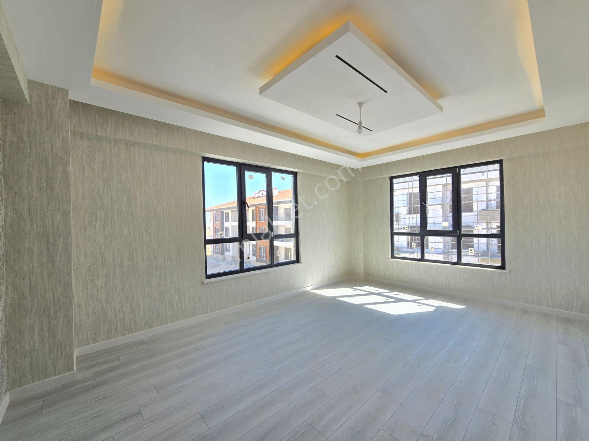 Kosova Mah. İşyapar Gayrimenkul'den Satılık 3+1 160m2 Lüks Sıfır Daire - Görsel 21