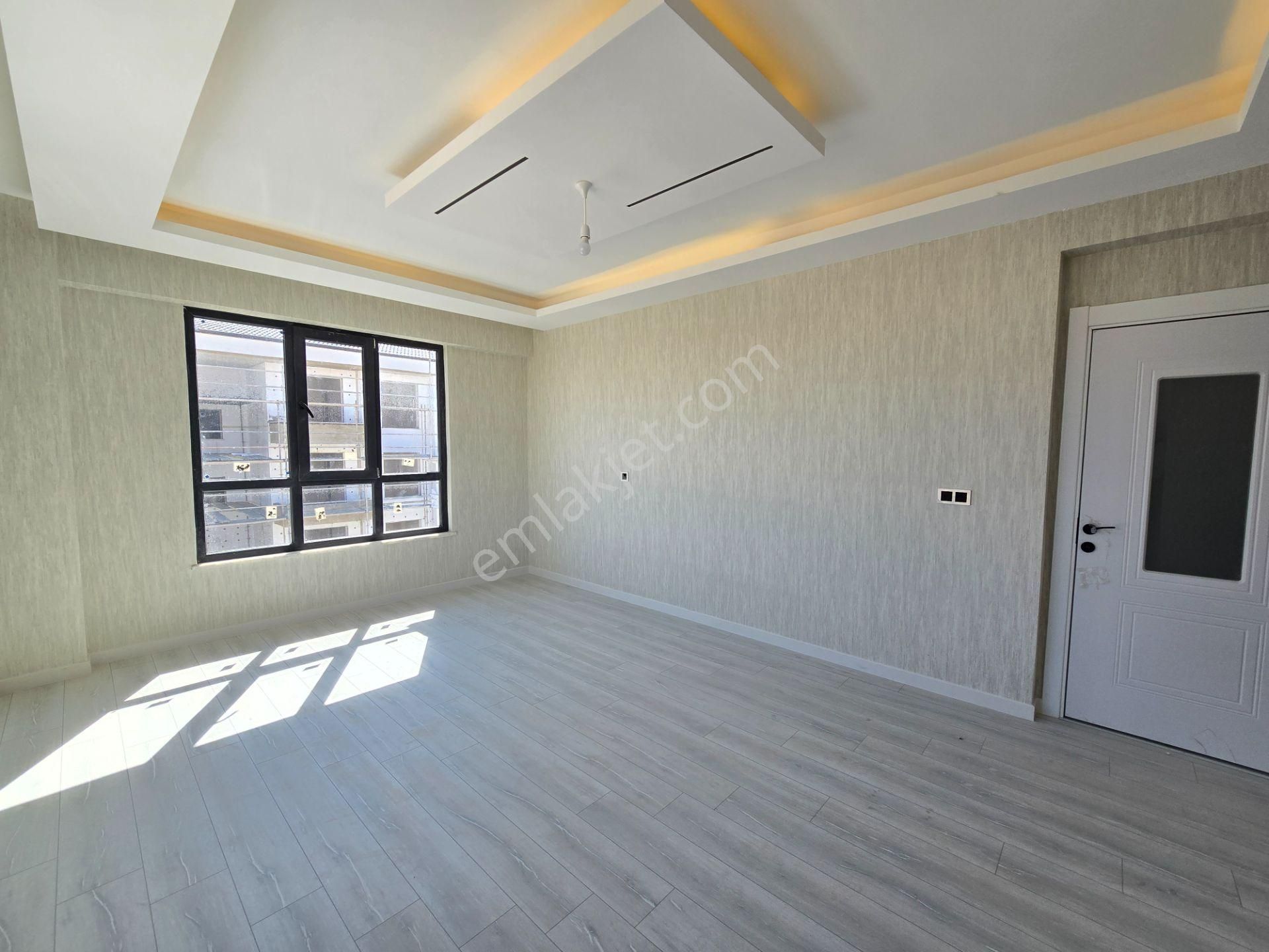 Kosova Mah. İşyapar Gayrimenkul'den Satılık 3+1 160m2 Lüks Sıfır Daire - Görsel 8