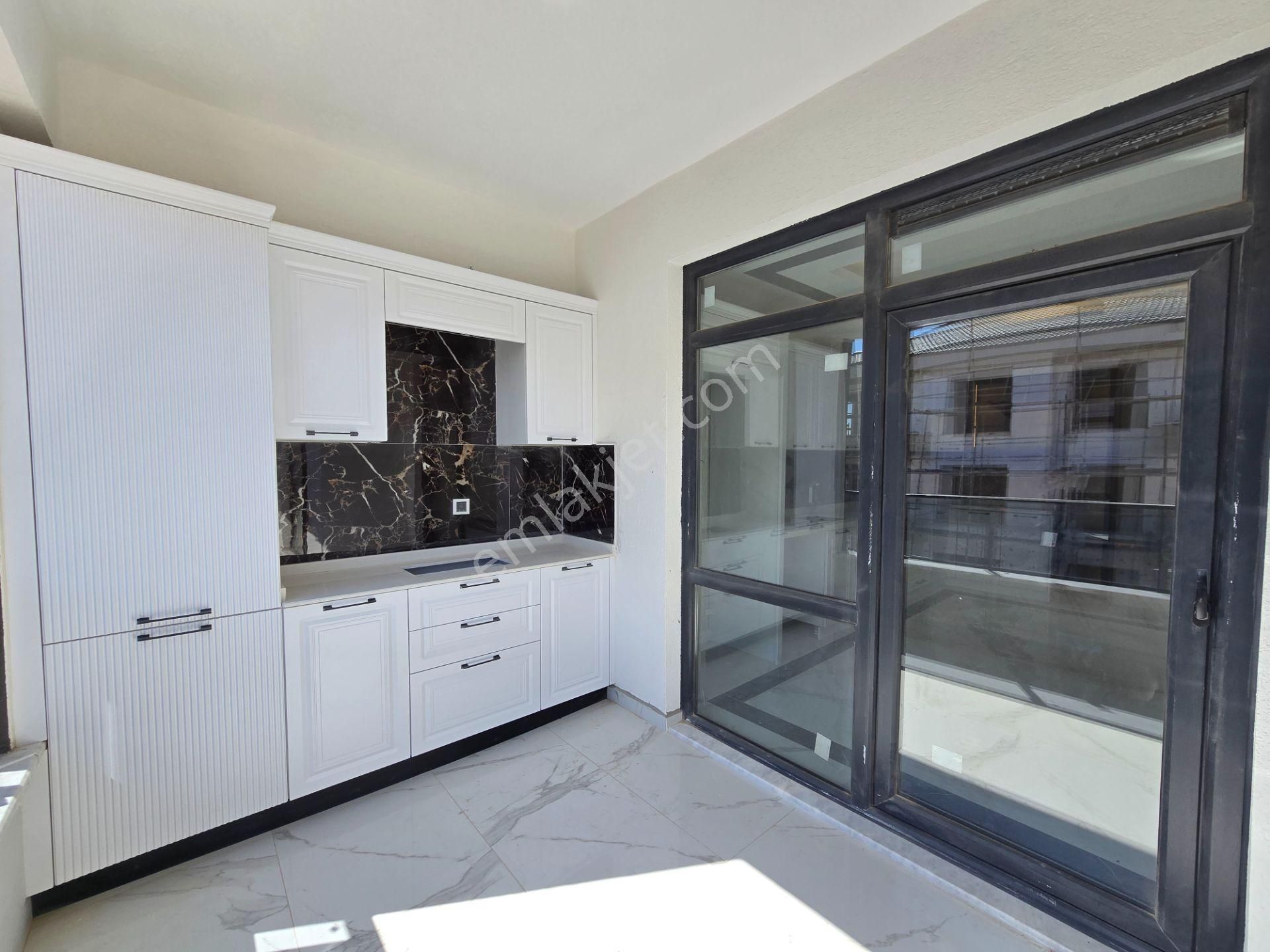 Kosova Mah. İşyapar Gayrimenkul'den Satılık 3+1 160m2 Lüks Sıfır Daire - Görsel 19