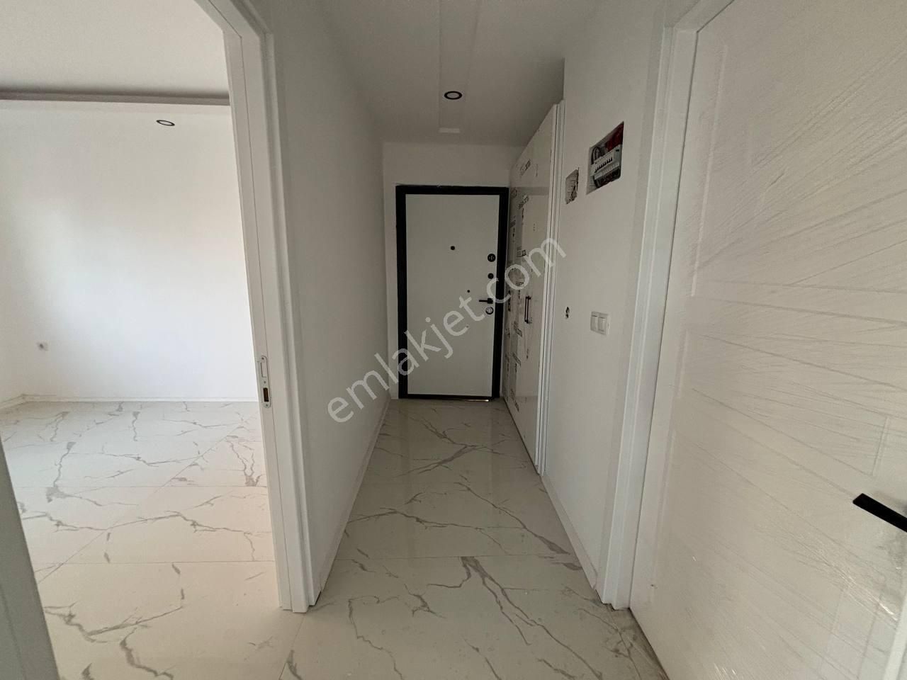 Okul Dibinde Park Ulaşım Zincir Market Yakını Katta Yerden Isıtmalı Satılık Geniş 1+1 Daire - Görsel 12