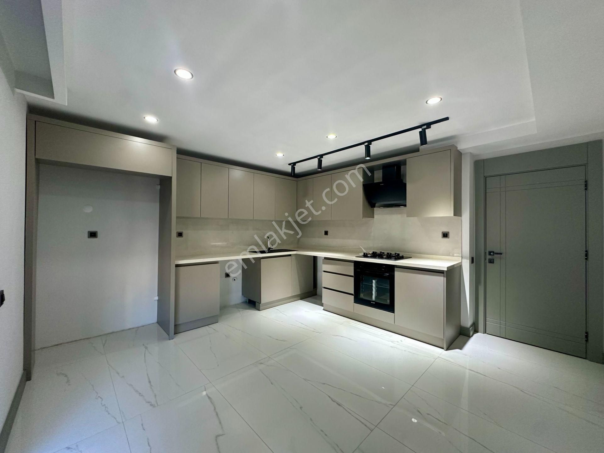 Varlık'ta Ayrı Mutfaklı 4+1 Site İçi Sıfır Dubleks Daire - Görsel 15