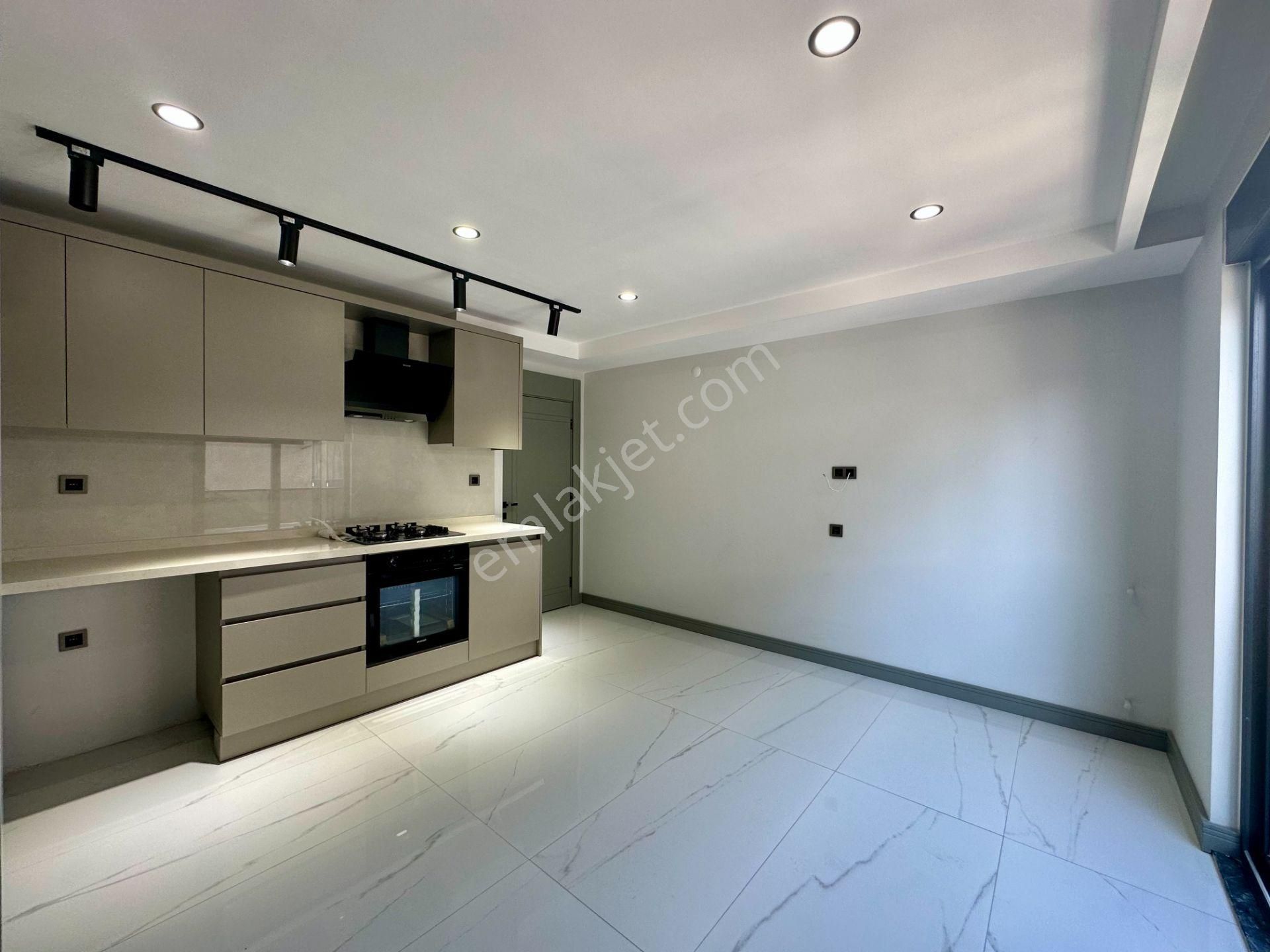 Varlık'ta Ayrı Mutfaklı 4+1 Site İçi Sıfır Dubleks Daire - Görsel 16