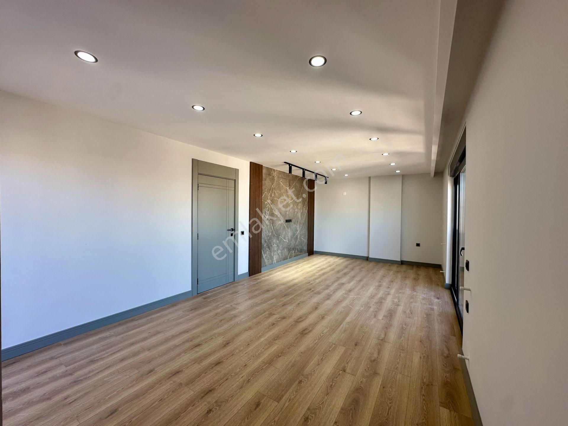 Varlık'ta Ayrı Mutfaklı 4+1 Site İçi Sıfır Dubleks Daire - Görsel 2