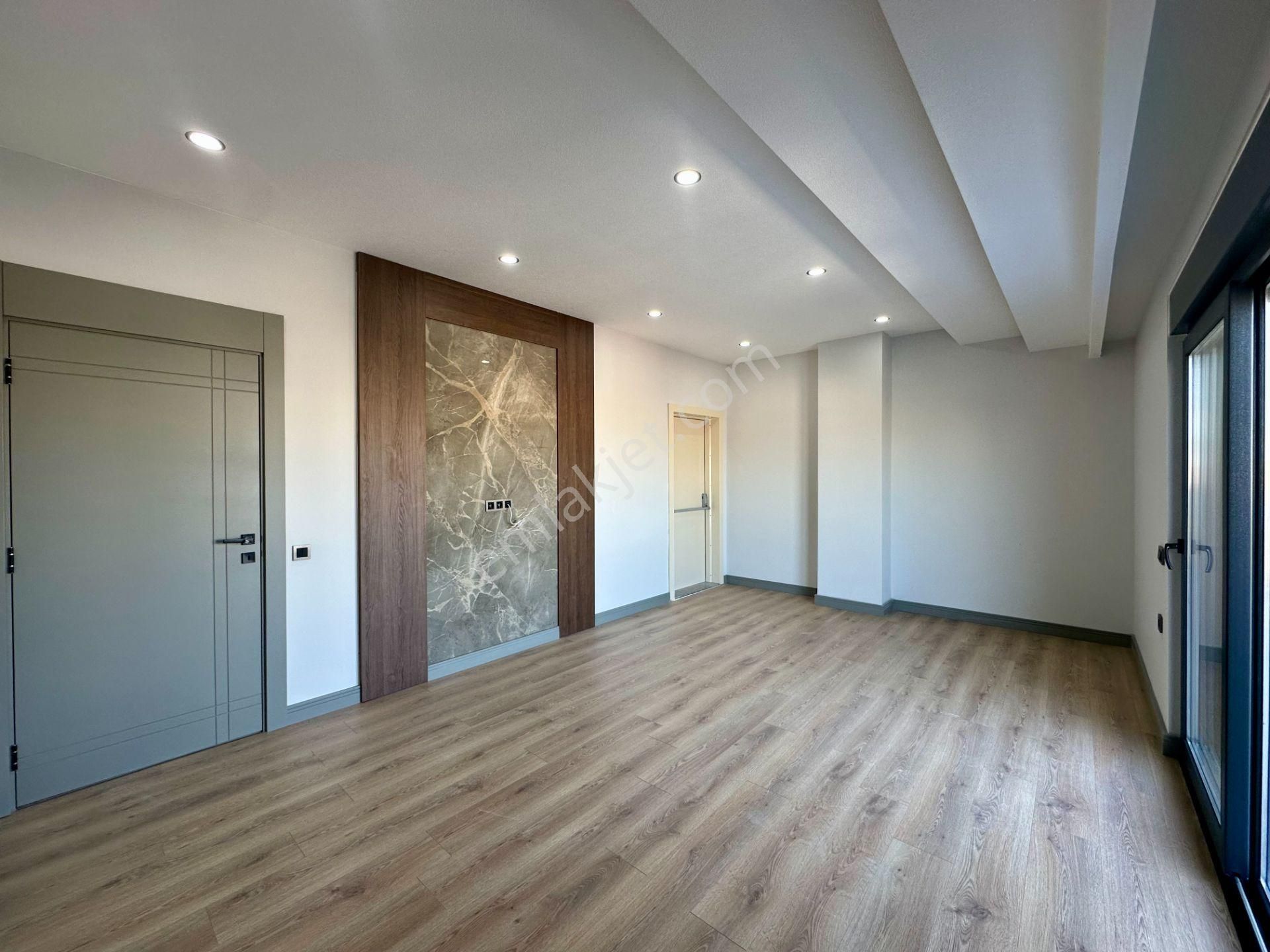 Varlık'ta Ayrı Mutfaklı 4+1 Site İçi Sıfır Dubleks Daire - Görsel 26