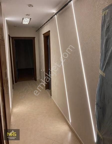 Mrs Gayrimenkulden Mezitli Yeni Mah. 5+1 Satılık 1.kat Geniş D.