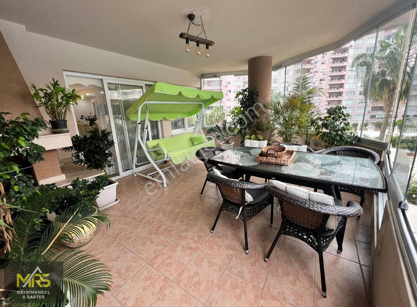 Mrs Gayrimenkulden Liparis 1 Sitesinde Masrafsız Eşyalı 5+1 D. - Görsel 5