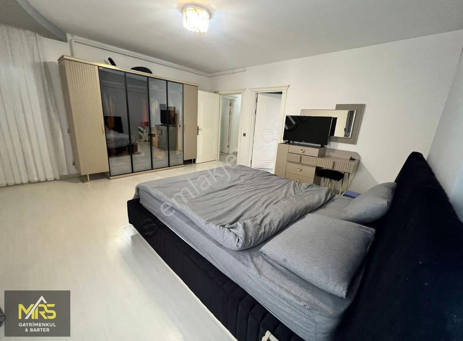 Mrs Gayrimenkulden Liparis 1 Sitesinde Masrafsız Eşyalı 5+1 D. - Görsel 15