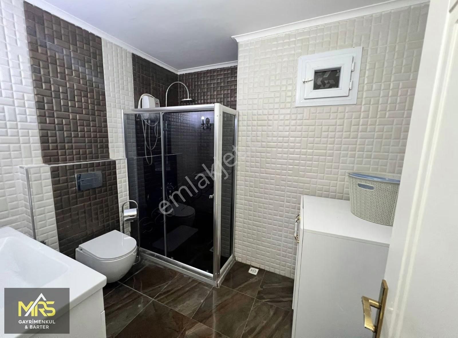 Mrs Gayrimenkulden Liparis 1 Sitesinde Masrafsız Eşyalı 5+1 D. - Görsel 4