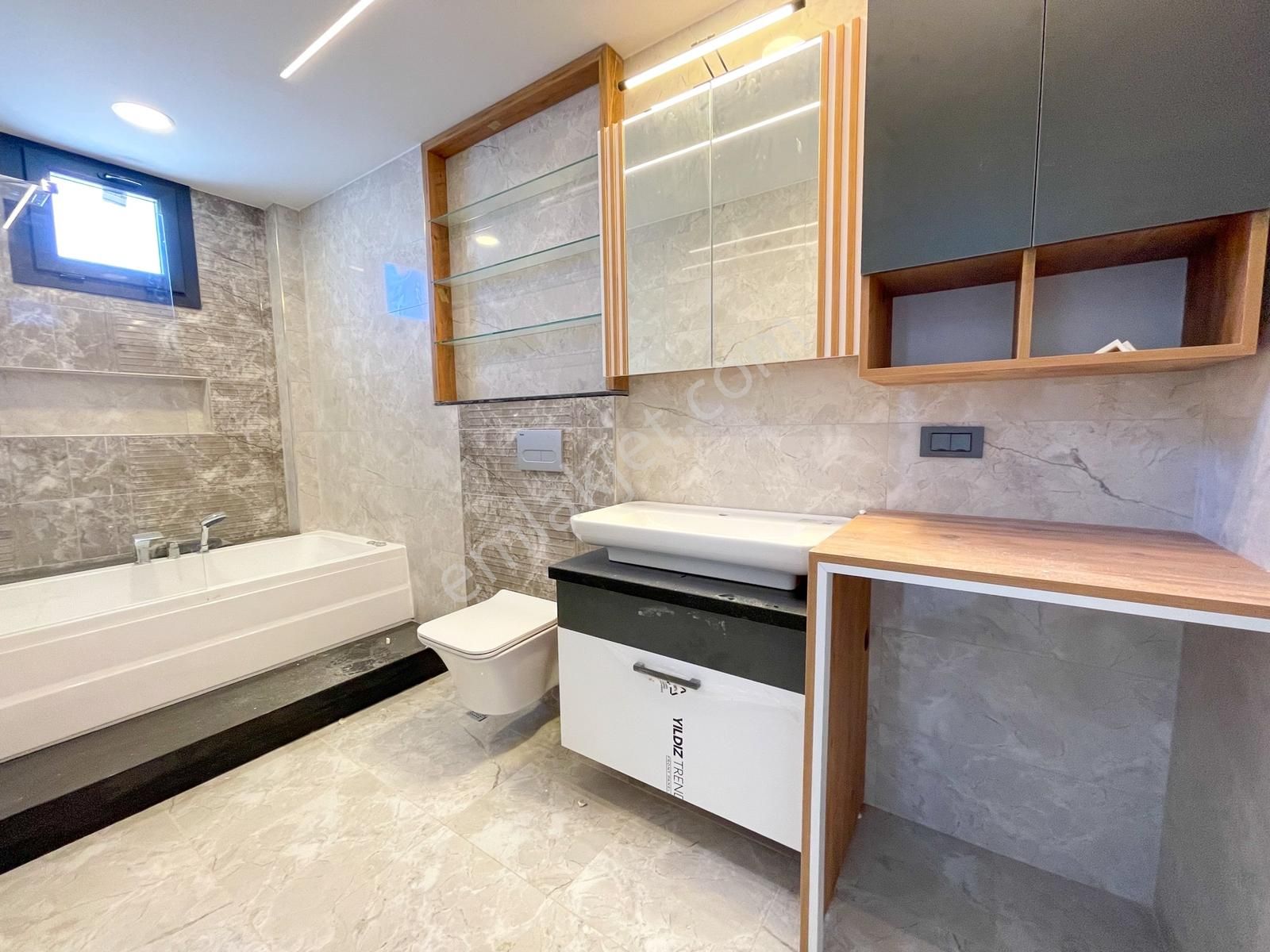 Kuşadası'nda Satılık Özel Havuzlu Müstakil 4+1 Villa - Görsel 26