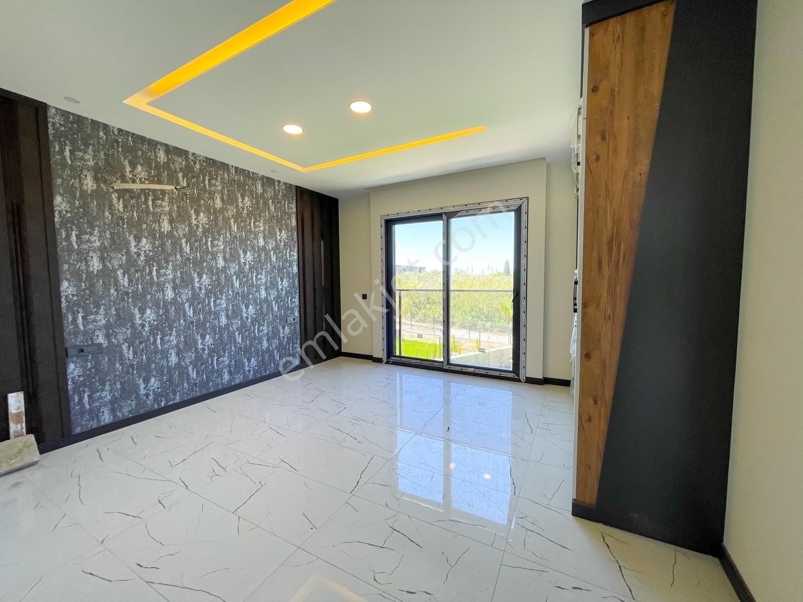 Kuşadası'nda Satılık Özel Havuzlu Müstakil 4+1 Villa - Görsel 29