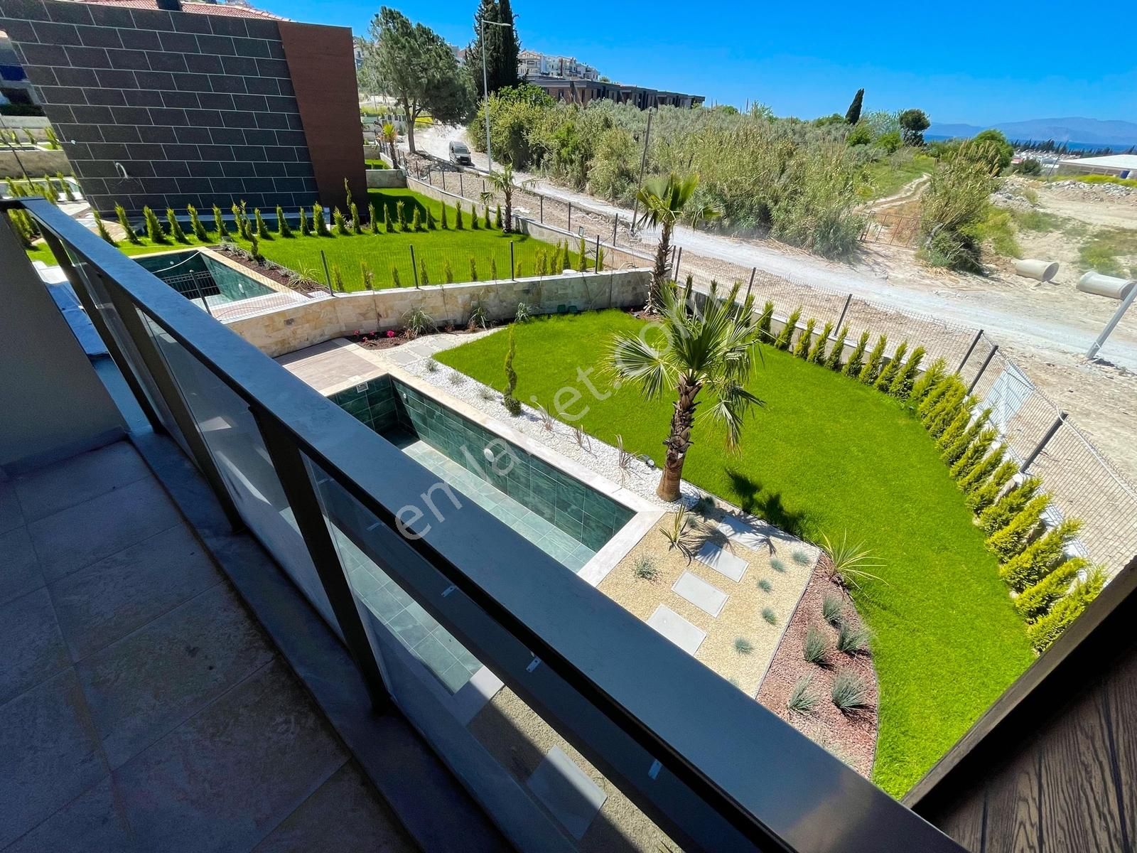 Kuşadası'nda Satılık Özel Havuzlu Müstakil 4+1 Villa - Görsel 35