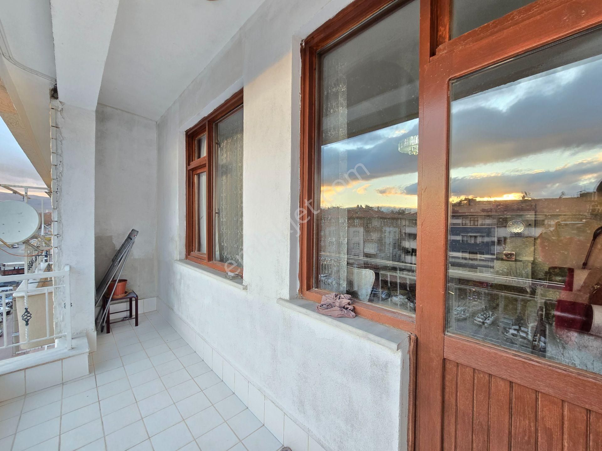 Bedir Mah. Hadimi Cad. Merkezi Konumda 3+1 170 M2 Masrafsız Satılık Fırsat Daire - Görsel 16