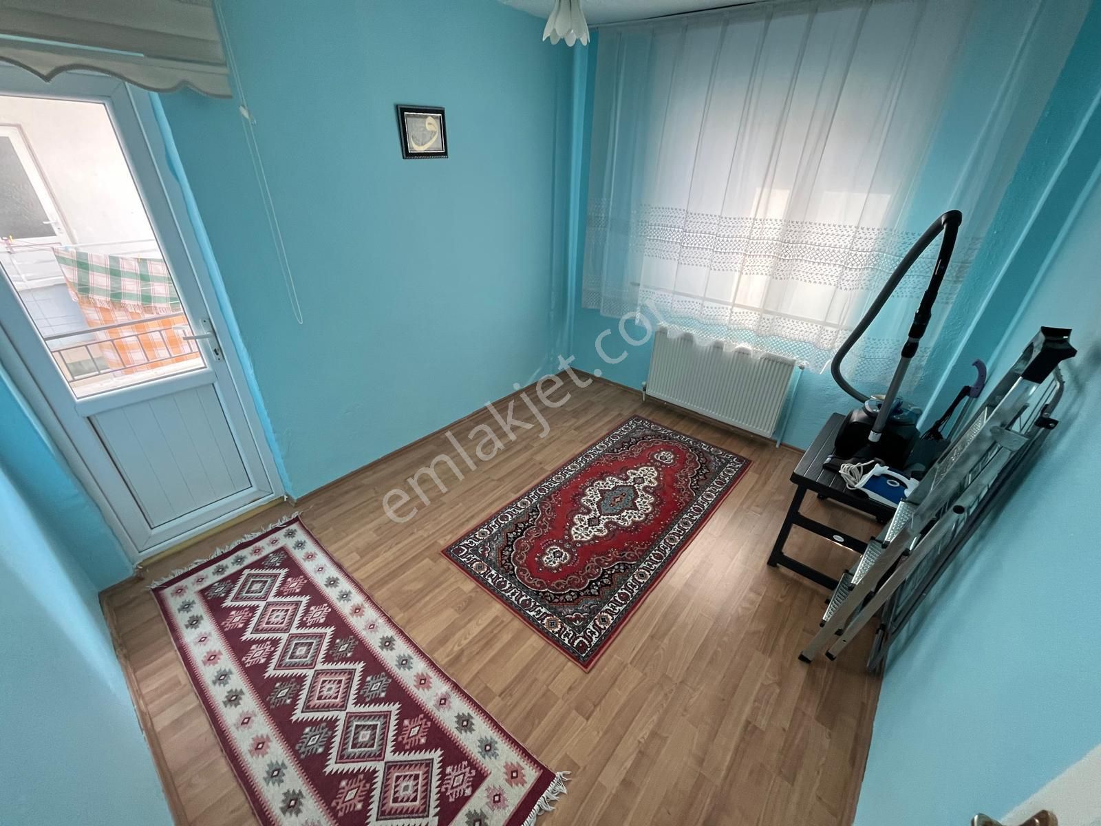 Sincan Plevne Mah'de 3+1 Yapılı 2.ara Katta Geniş M² Yeşilovaya Sınır Satılık Daire - Görsel 8