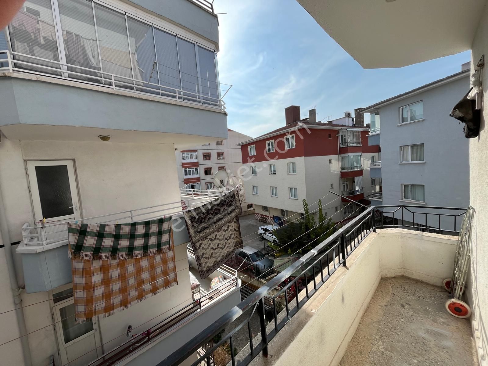 Sincan Plevne Mah'de 3+1 Yapılı 2.ara Katta Geniş M² Yeşilovaya Sınır Satılık Daire - Görsel 16