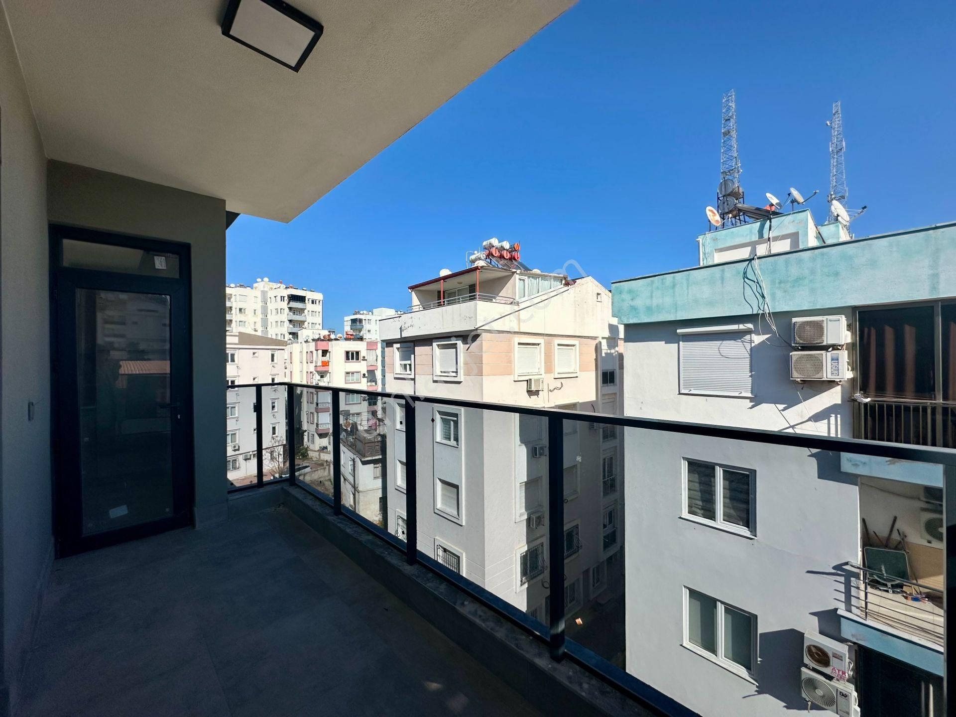 Evcilmen Yanı Ayrı Mutfaklı Ebeveyn Banyolu Katta 2+1 Sıfır Lüks Daire - Görsel 6