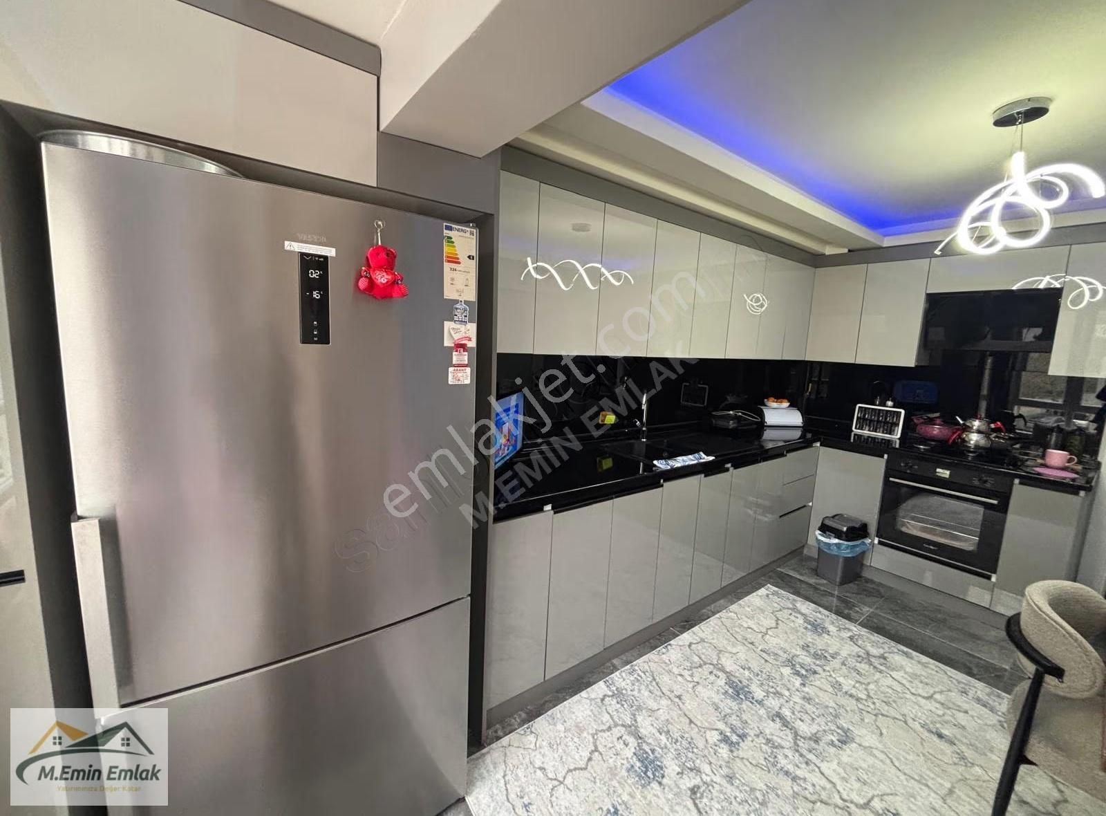 == **acil**süper Lüks Ful Yapılı 2+1 Merkezi Konumda** ==