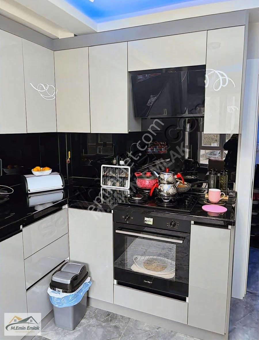 == **acil**süper Lüks Ful Yapılı 2+1 Merkezi Konumda** == - Görsel 4