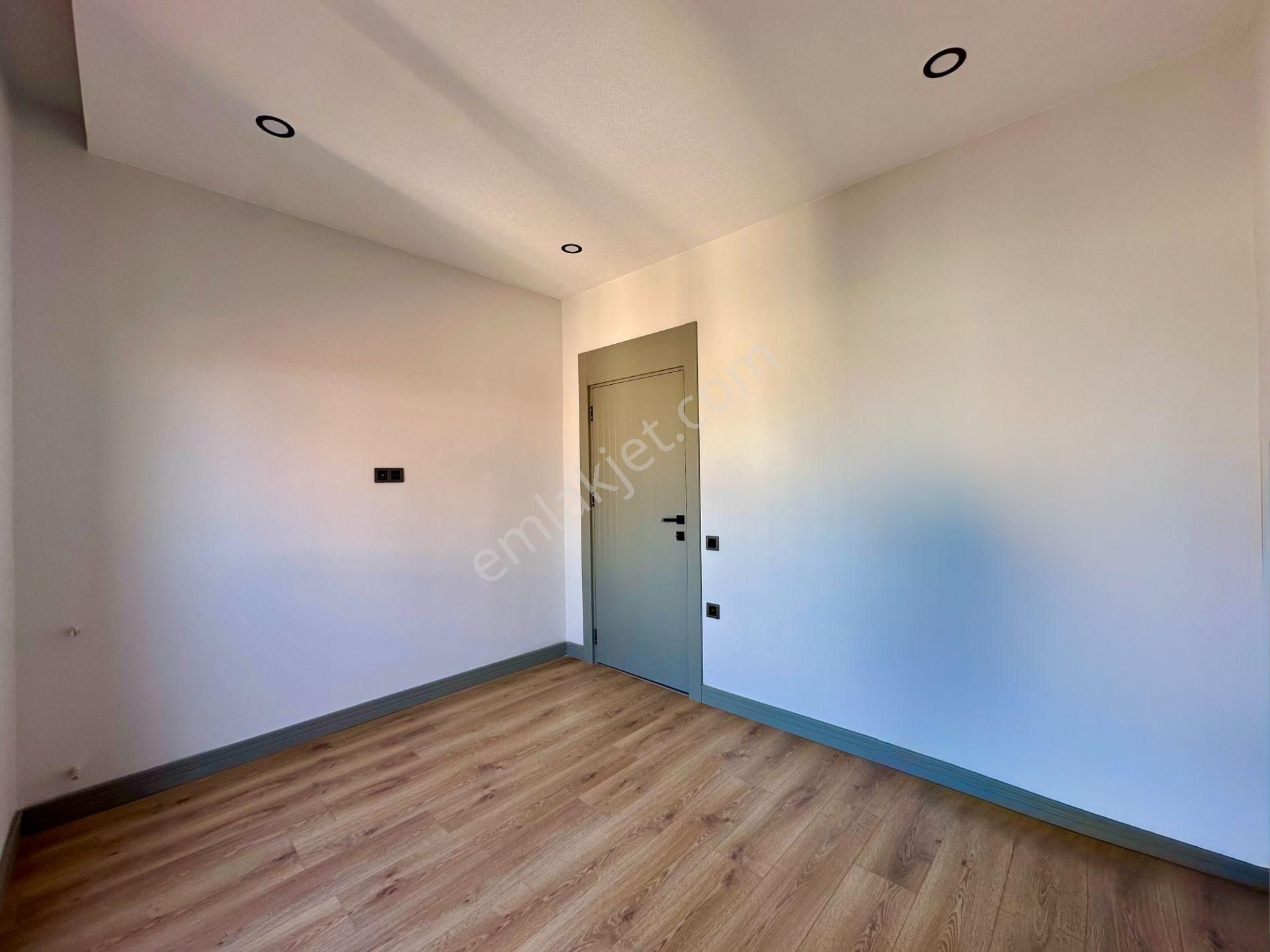 Sinan'da Ayrı Mutfaklı 3 Banyolu Kapalı Otoparklı 4+1 Dsıfır Dubleks - Görsel 29