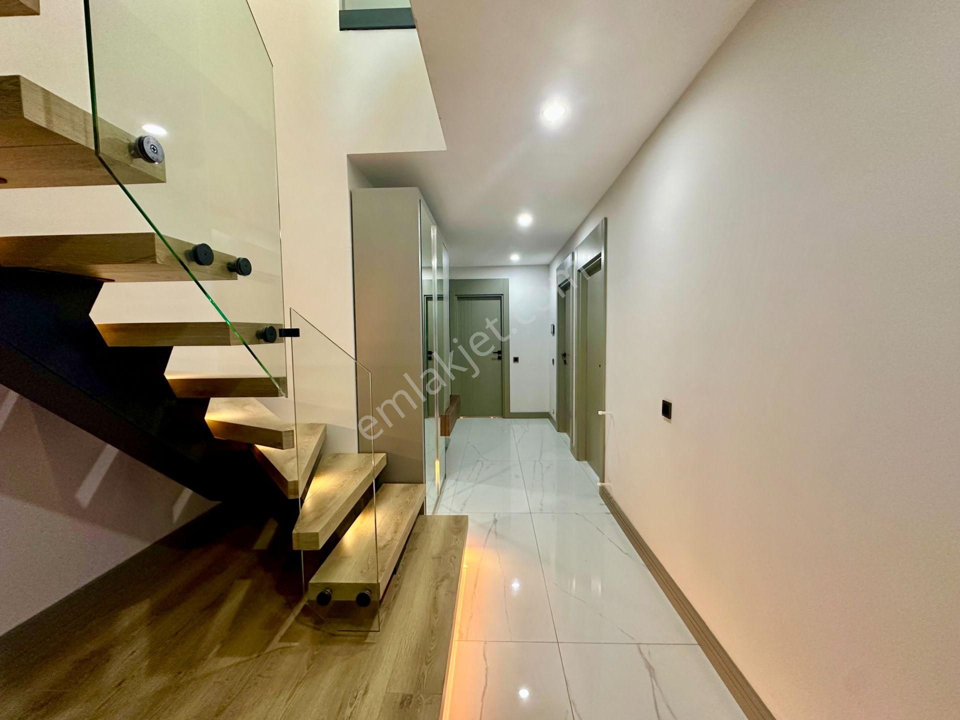 Sinan'da Ayrı Mutfaklı 3 Banyolu Kapalı Otoparklı 4+1 Dsıfır Dubleks - Görsel 17