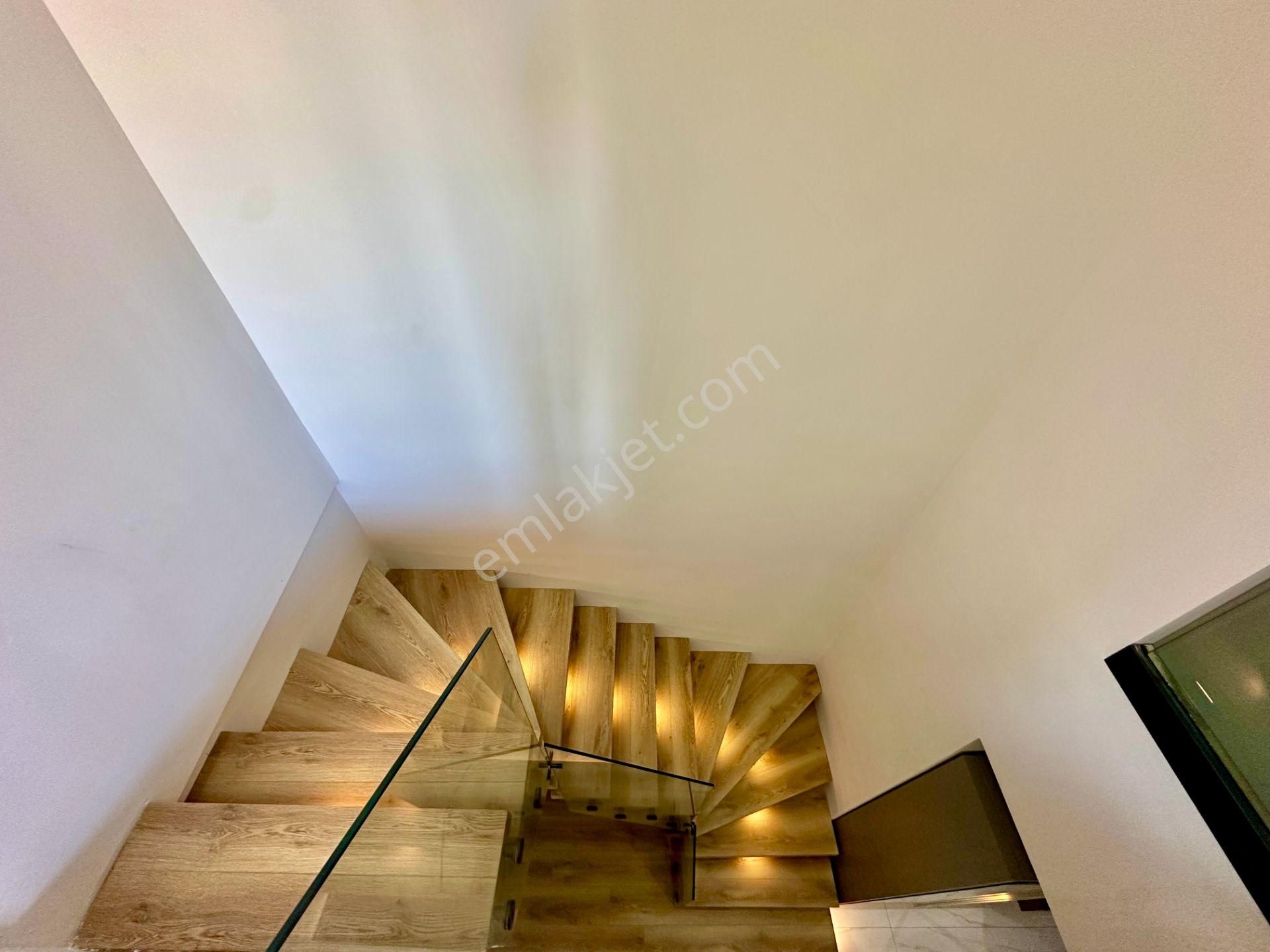 Sinan'da Ayrı Mutfaklı 3 Banyolu Kapalı Otoparklı 4+1 Dsıfır Dubleks - Görsel 18