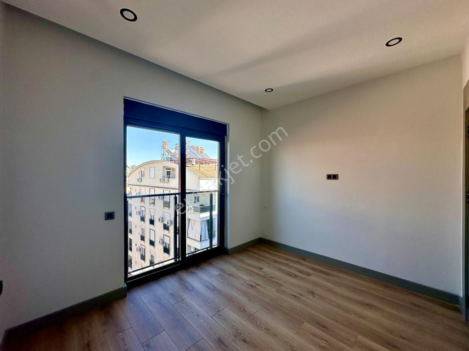 Sinan'da Ayrı Mutfaklı 3 Banyolu Kapalı Otoparklı 4+1 Dsıfır Dubleks - Görsel 30