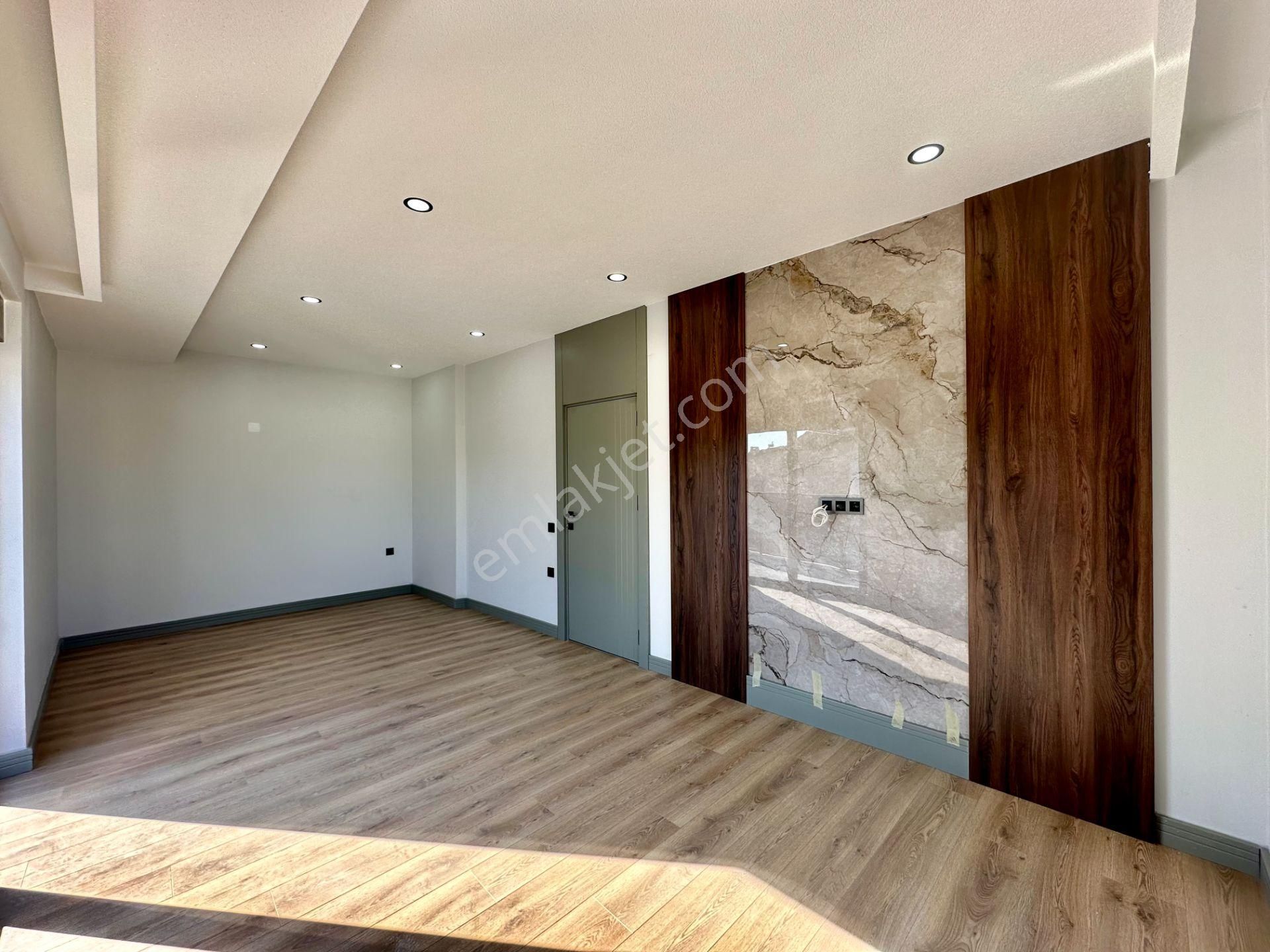 Sinan'da Ayrı Mutfaklı 3 Banyolu Kapalı Otoparklı 4+1 Dsıfır Dubleks - Görsel 21