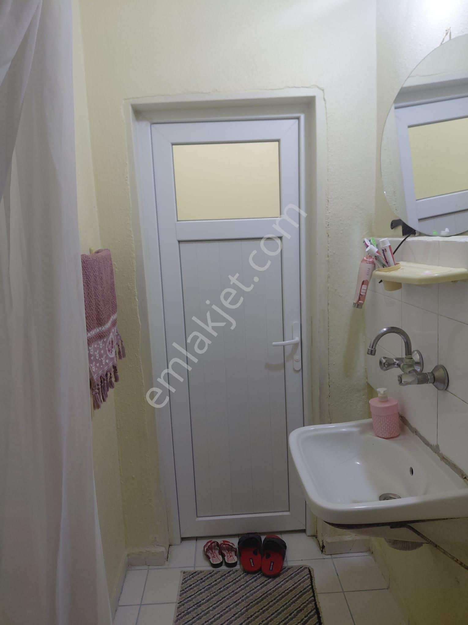 Bosna Hersekte 3+1 Cade Üzeri Satılık Daire - Görsel 4