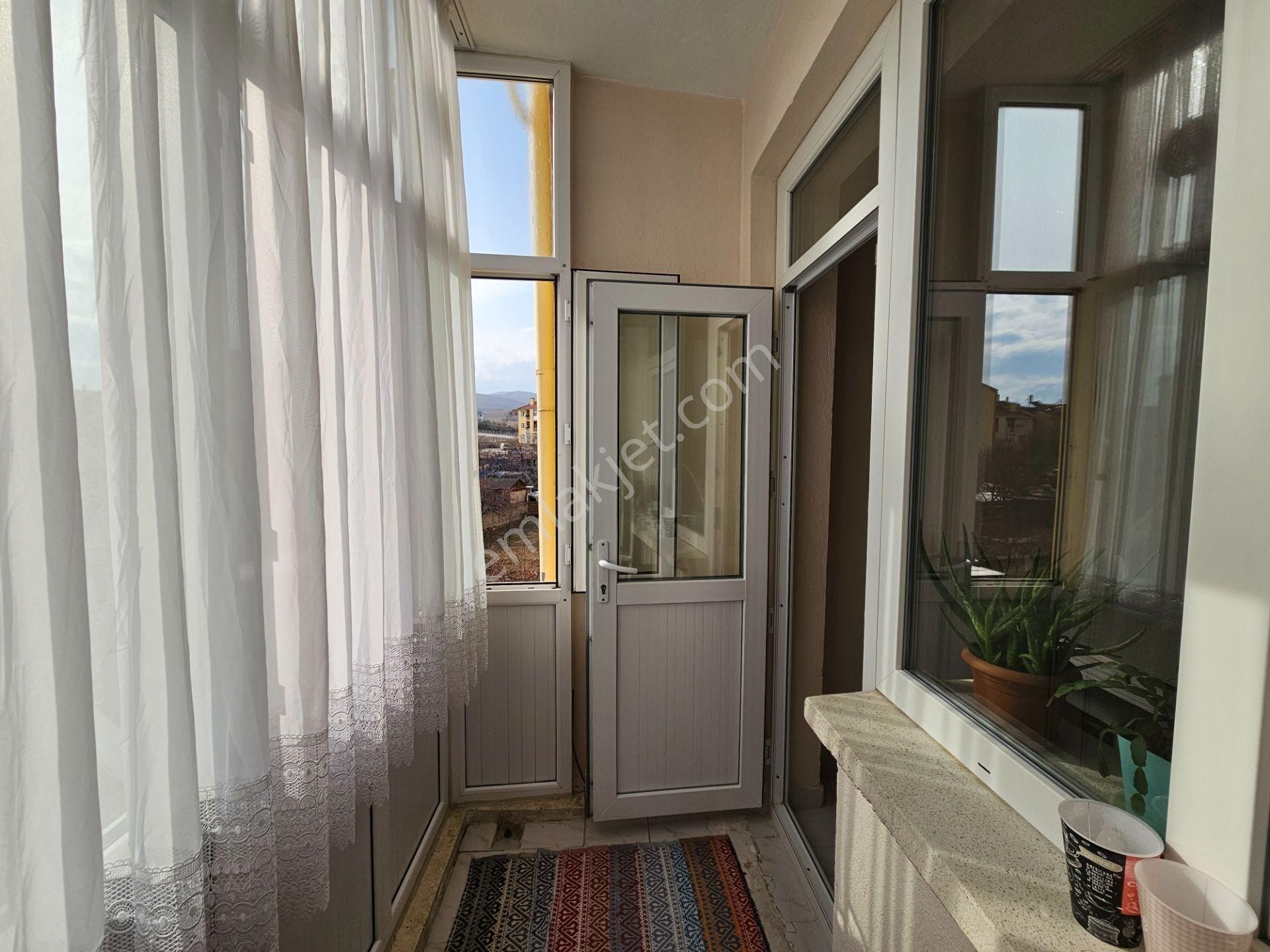 Selahaddin Eyyübi Mah. Beşyüzevler'de 3+1 155 M2 Arakat Masrafsız Daire - Görsel 13