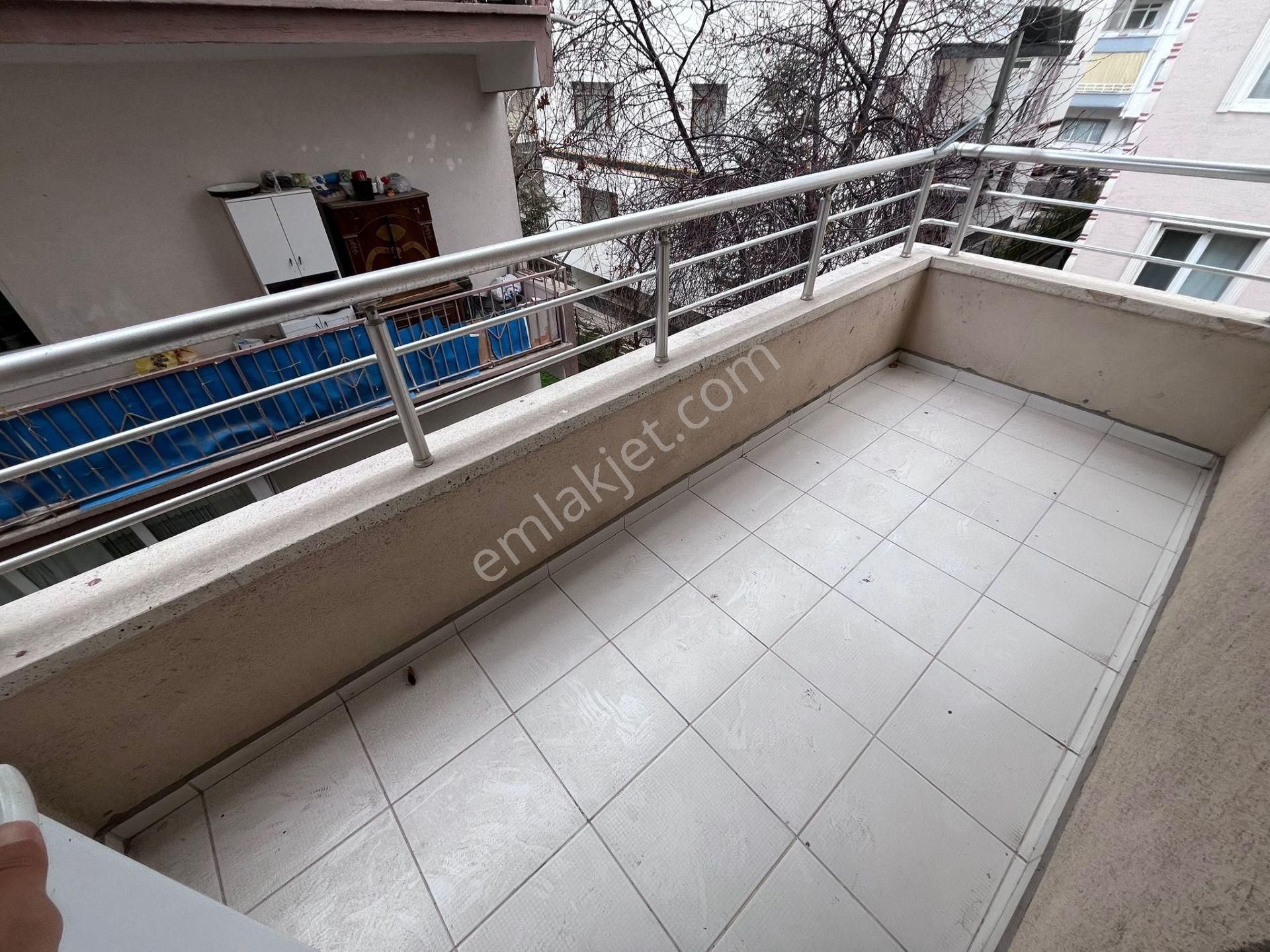 Sincan Mareşal Ç. Mah'de 140m² Asansörlü 1.ara Kat E.banyolu 12 Yıllık Satılık Daire - Görsel 20