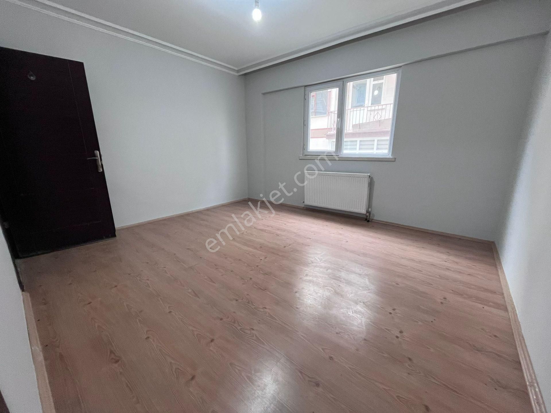 Sincan Mareşal Ç. Mah'de 140m² Asansörlü 1.ara Kat E.banyolu 12 Yıllık Satılık Daire - Görsel 27