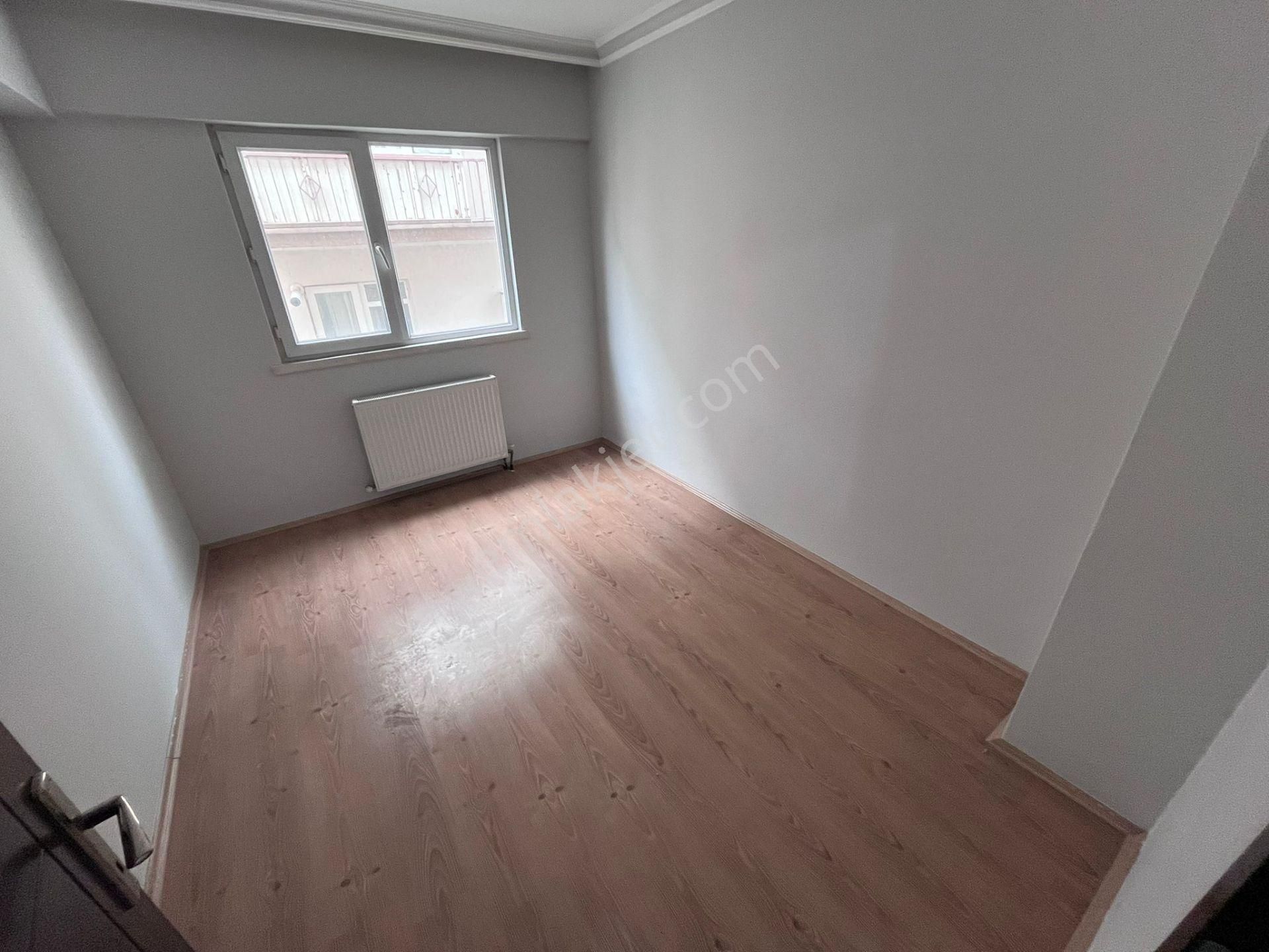 Sincan Mareşal Ç. Mah'de 140m² Asansörlü 1.ara Kat E.banyolu 12 Yıllık Satılık Daire - Görsel 31