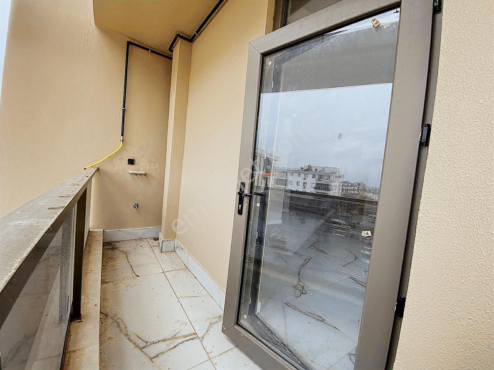 Kepez Devlet Has. Yakını Havuzlu Site İçerisinde 1+1 Akıllı Ev - Görsel 2