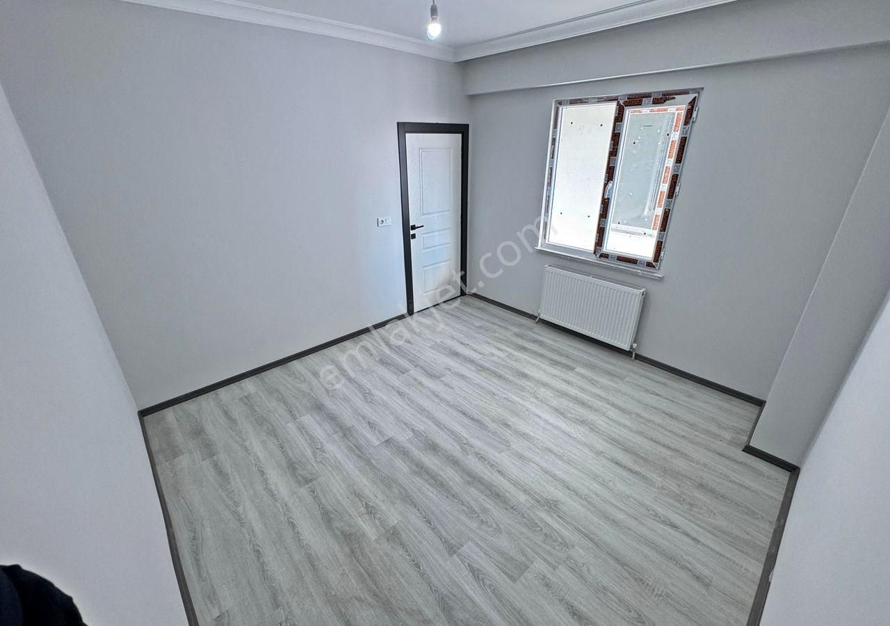 Az-er Yapıdan Mevlana Mah.'de Satılık Ön Cephe İskanlı 2+1 Daire - Görsel 5